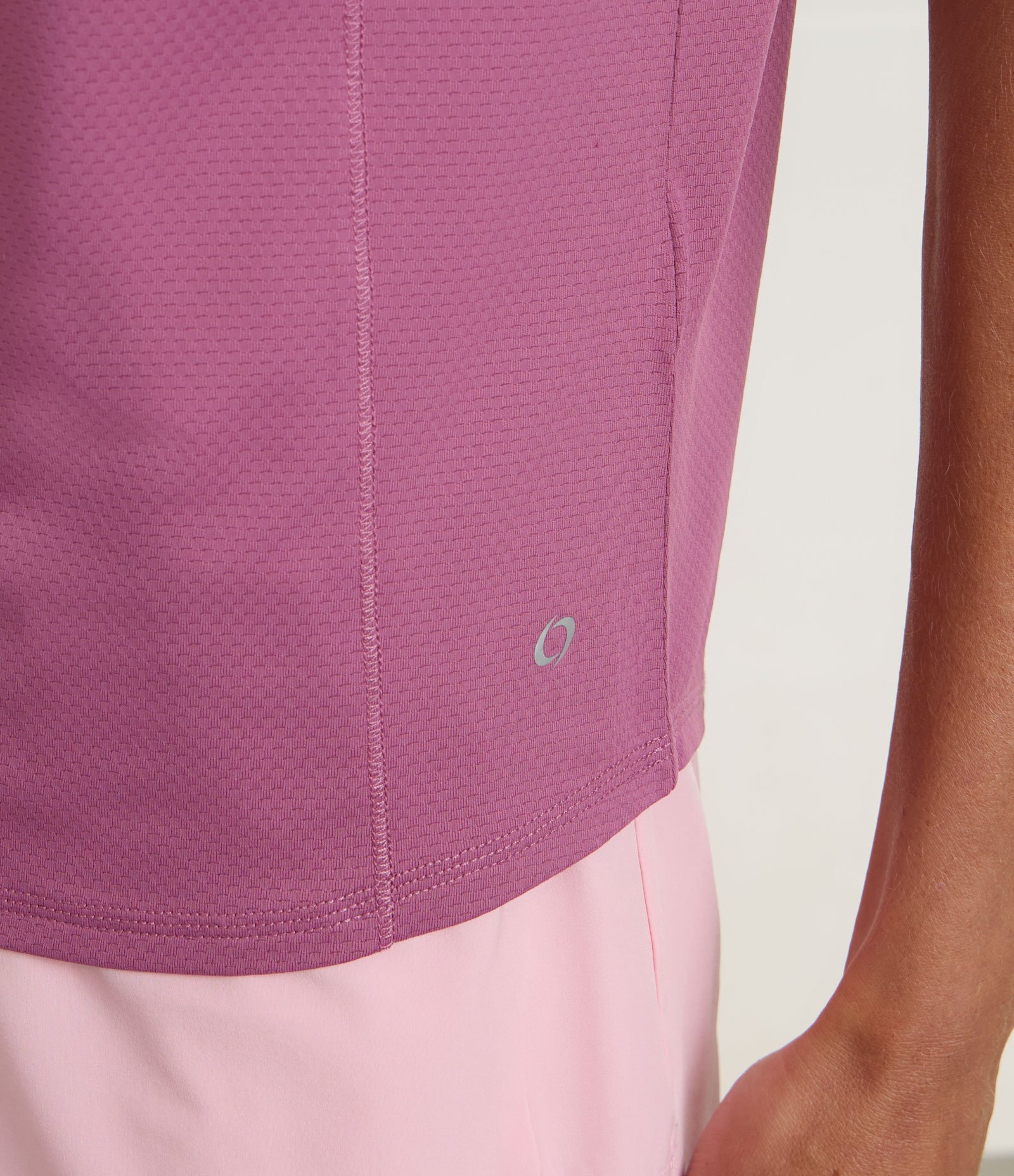 Camiseta Esportiva em Microfibra Texturizada Rosa 3