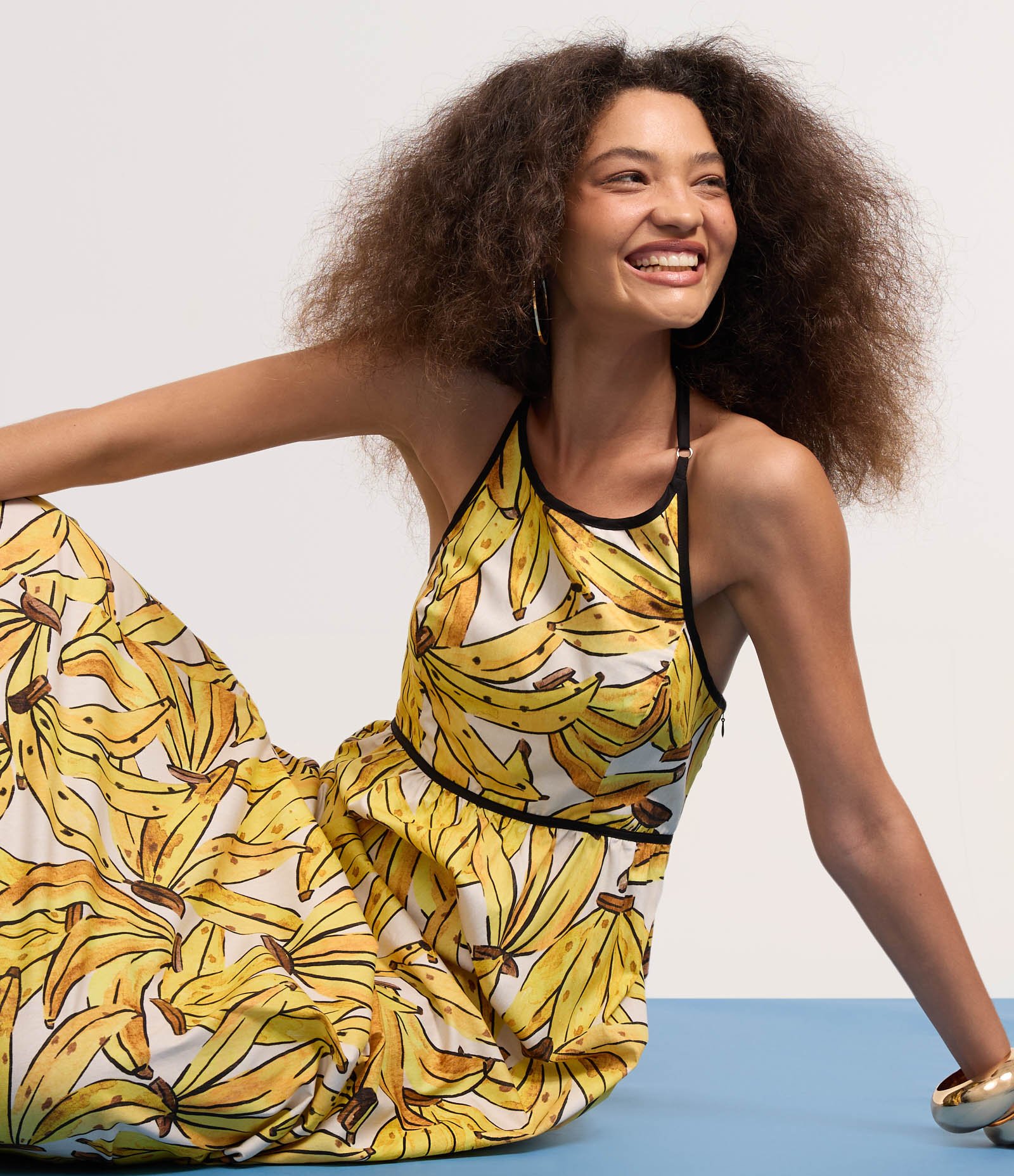 Vestido Long Midi Frente Única com Estampa de Bananas Amarelo 5