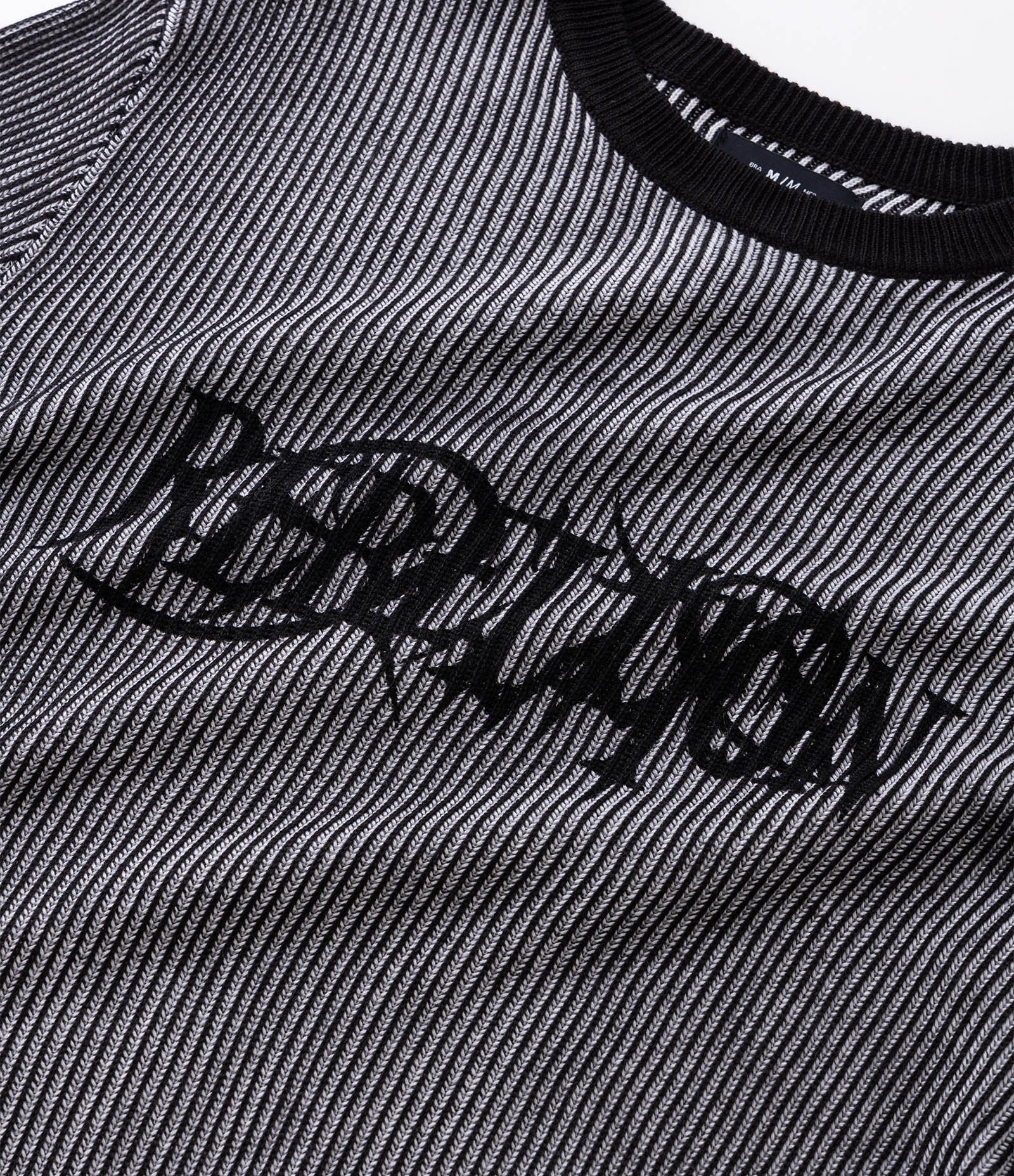 Suéter em Tricô Listrado com Lettering Rebellion Preto 4