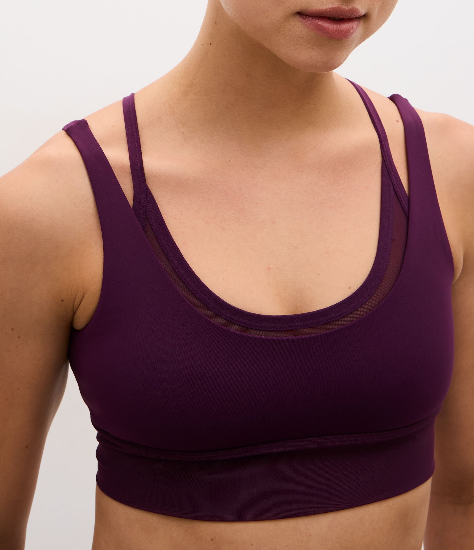Top Esportivo em Microfibra Liso com Sobreposição e Bojo Roxo 3