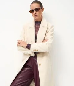 Casaco Alongado com Bolsos Laterais e Fenda Traseira