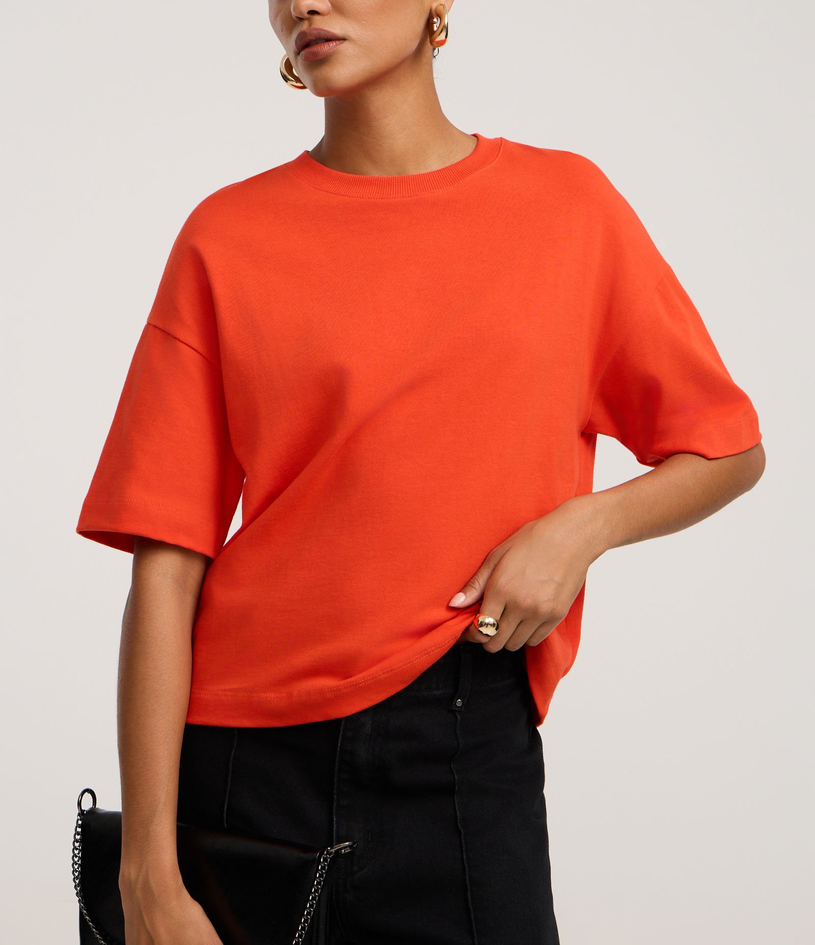 Blusa Oversized Básica em Malhão com Manga Curta Laranja 4