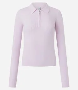 Blusa em Viscose em EfeitoTricô com Gola Polo e Zíper