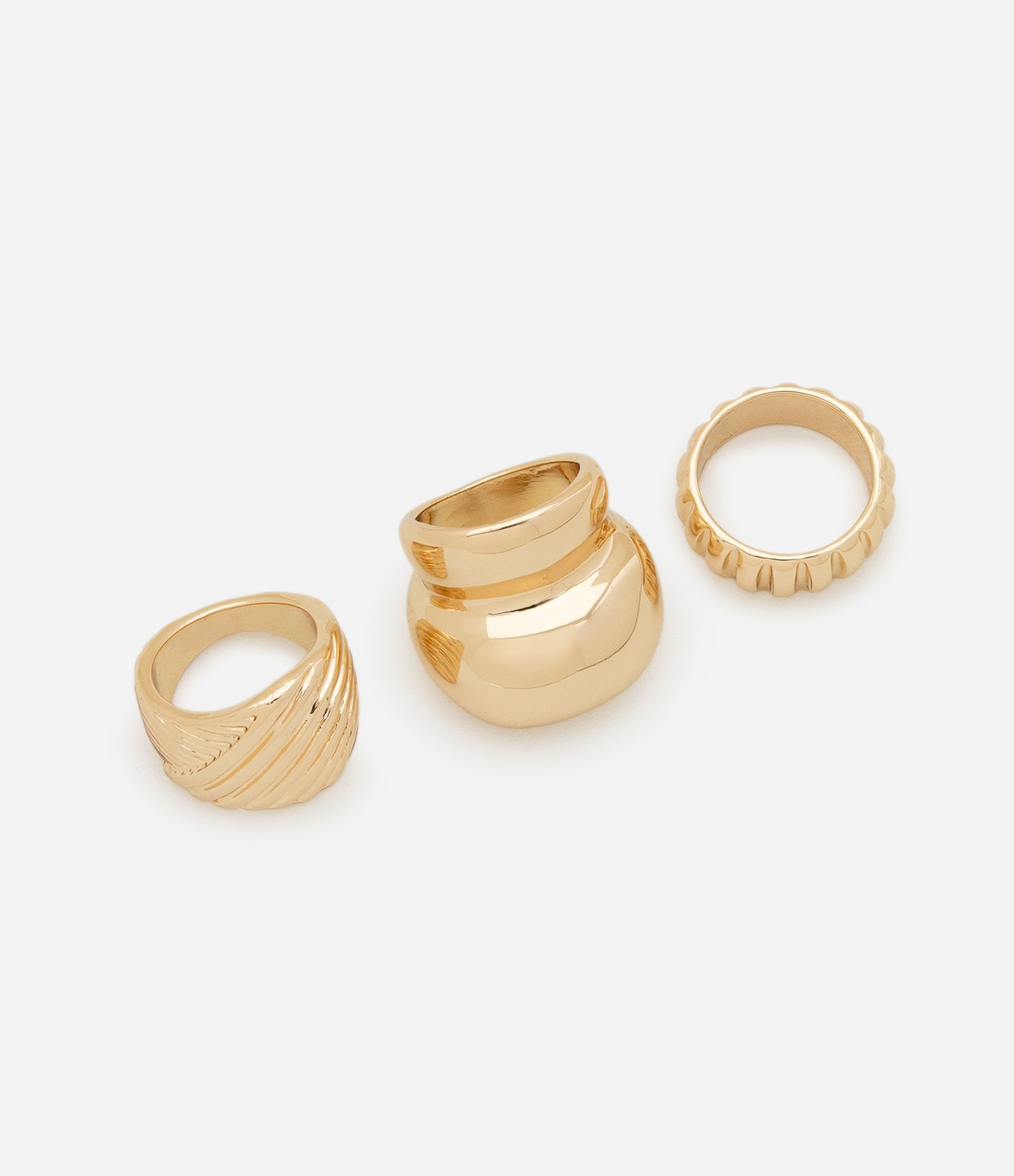 Kit 03 Anéis em Metal 2 Texturizados e 1 Liso Bold Duplo Dourado 1