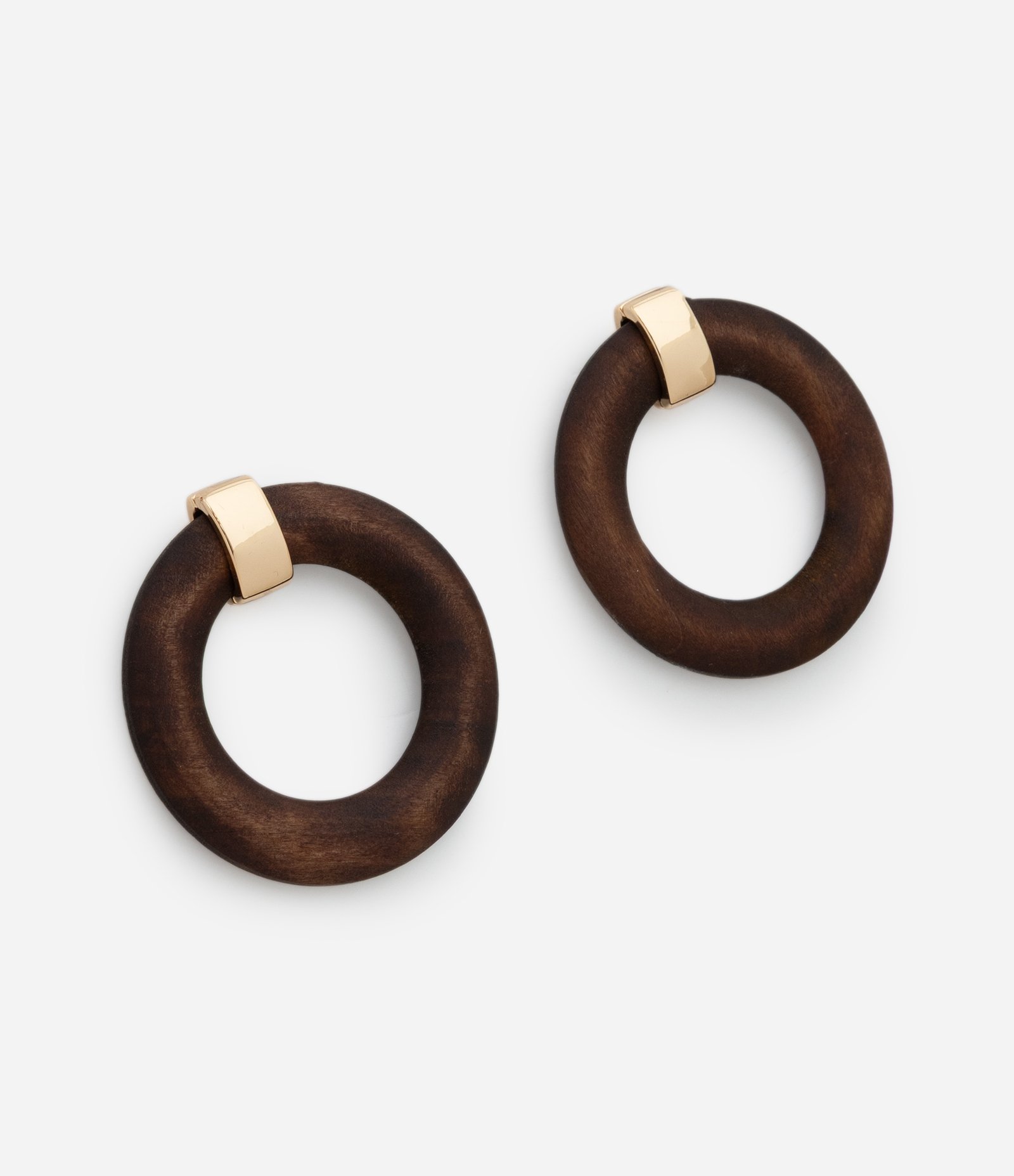 Brinco em Madeira com Centro Vazado e Detalhe de Metal Light Gold Marrom 1