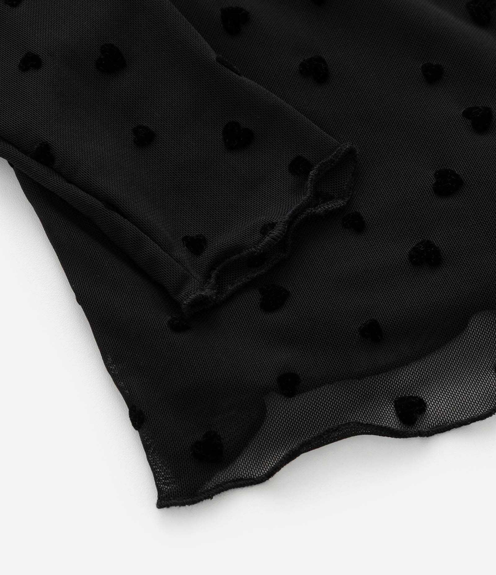 Camiseta Infantil em Tule com Corações e Regata Interna – Tam 5 A 14 Anos Preto 5