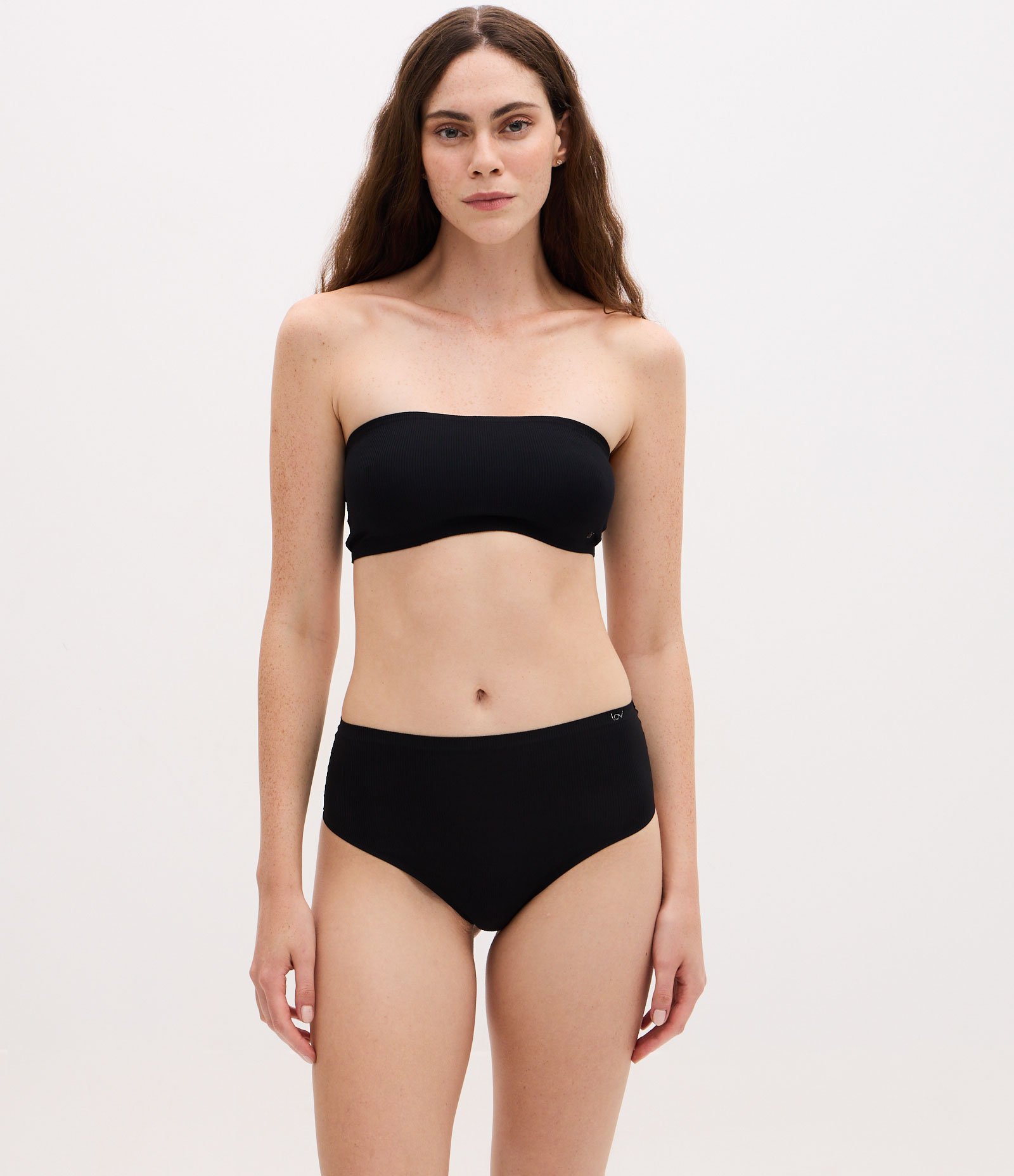 Sutiã Tomara Que Caia em Microfibra Com Bojo e Texturizado Preto 3