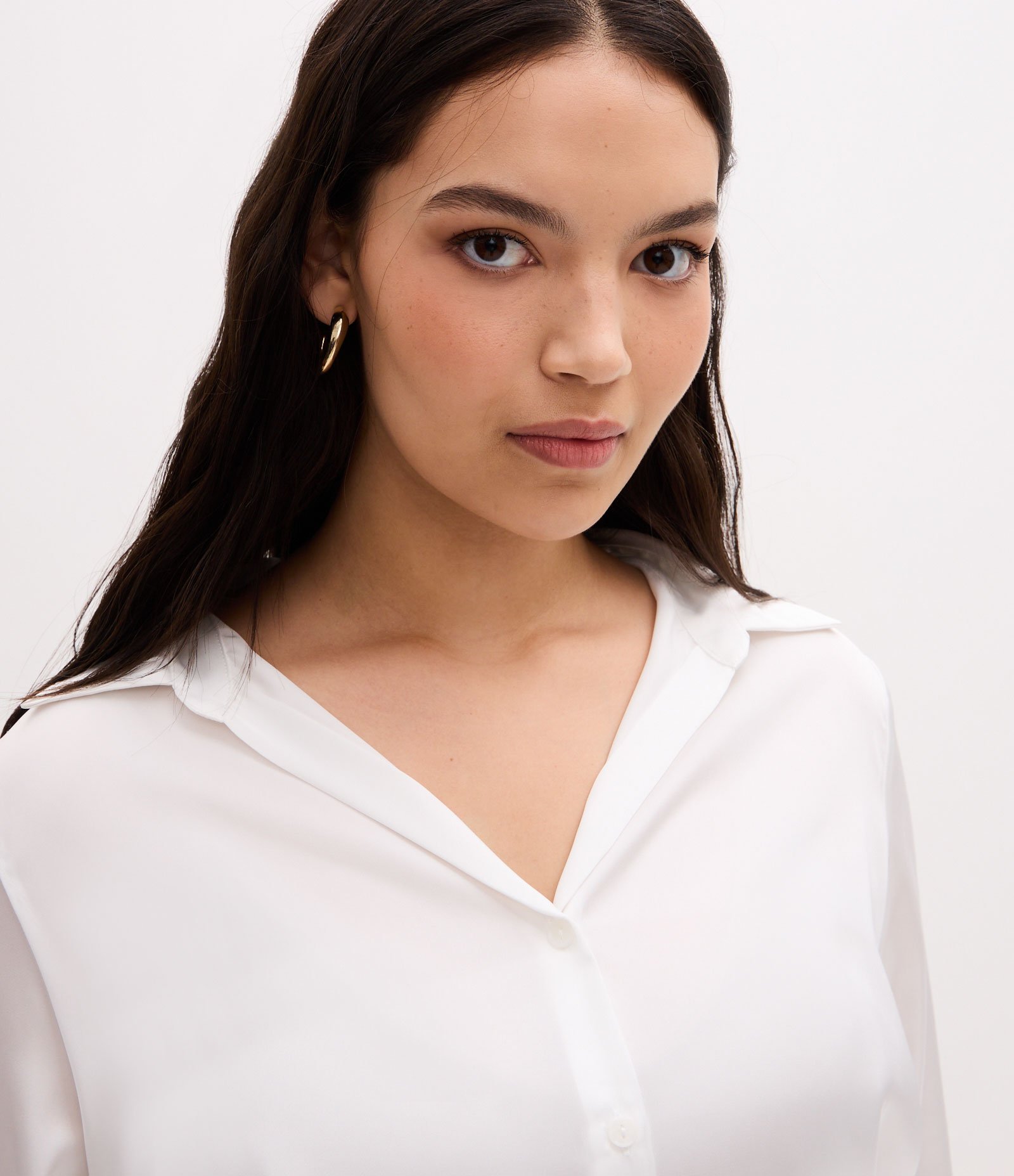 Camisa Regular em Cetim com Vista de Botões Branco 3