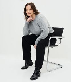 Suéter Amplo em Tricô com Brilhos na Manga Curve & Plus Size