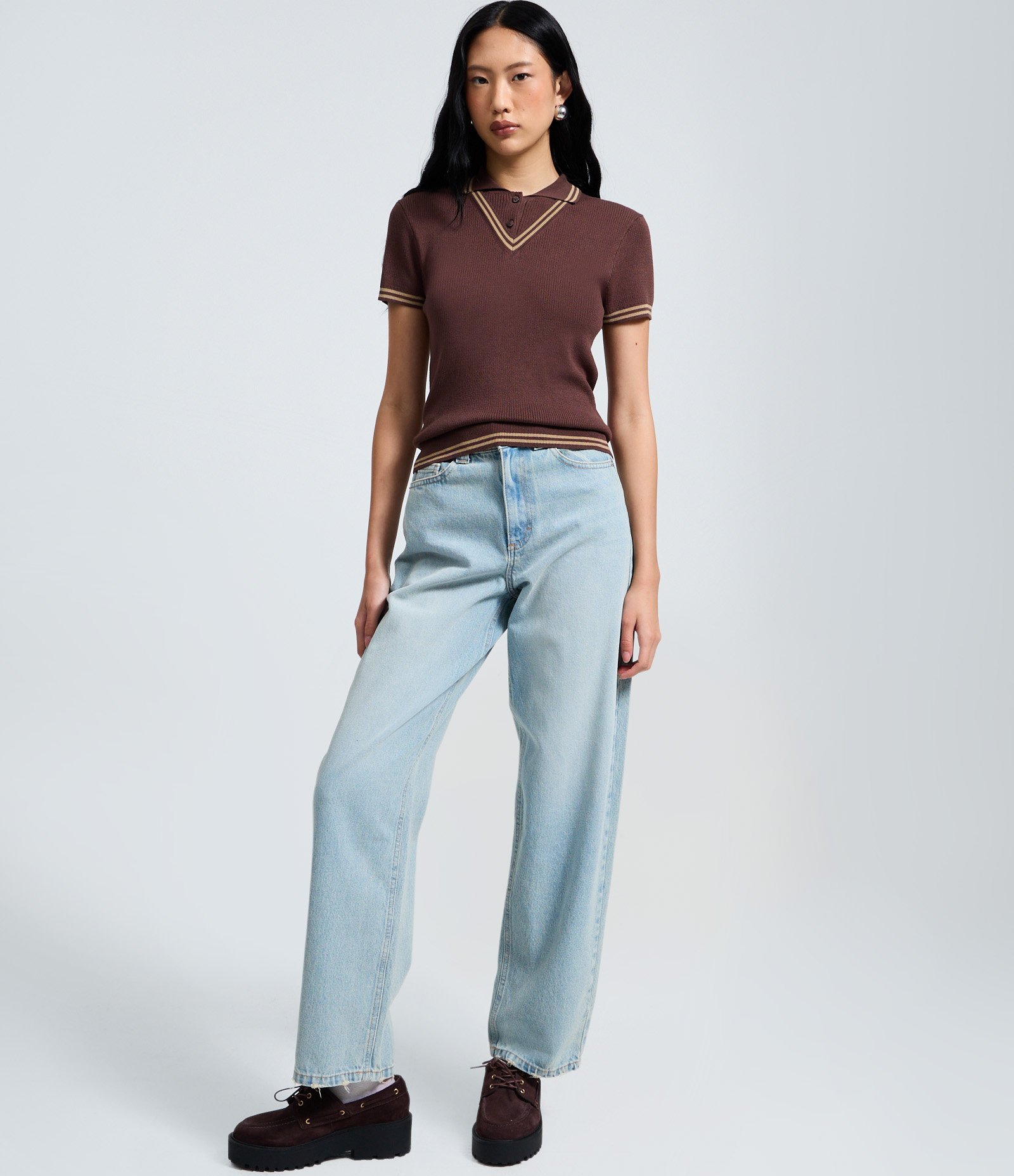 Blusa Gola Polo em Tricô Texturizado com Viés Contrastante Marrom 2