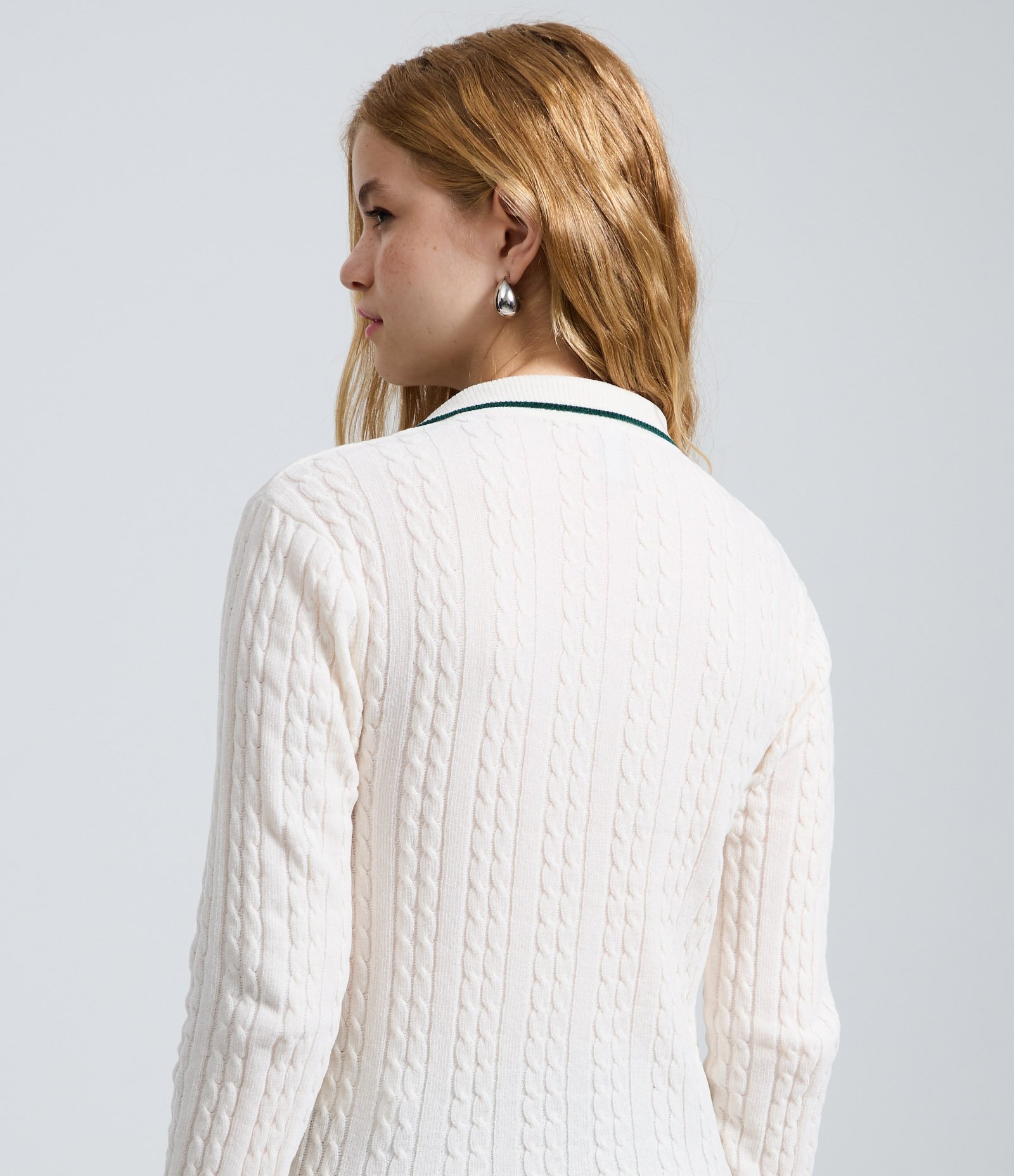 Blusa Texturizada em Tricô Com Gola Polo Branco 4