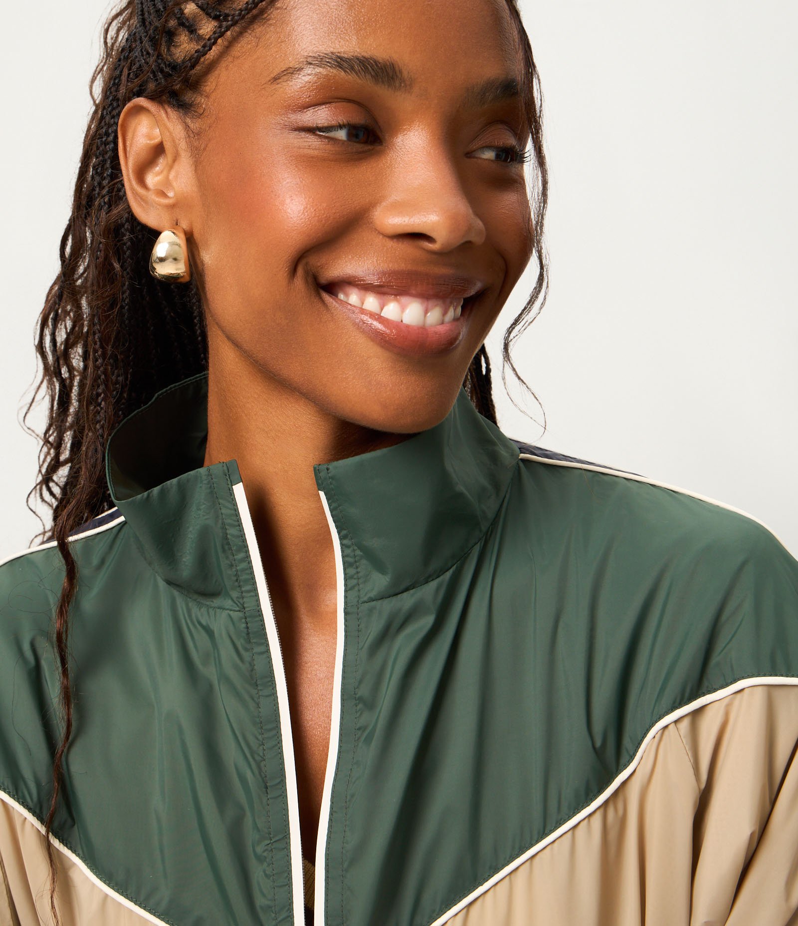 Jaqueta Corta Vento Tricolor com Gola Alta Multicores 6