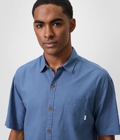 Camisa Relaxed em Cânhamo com Bolso