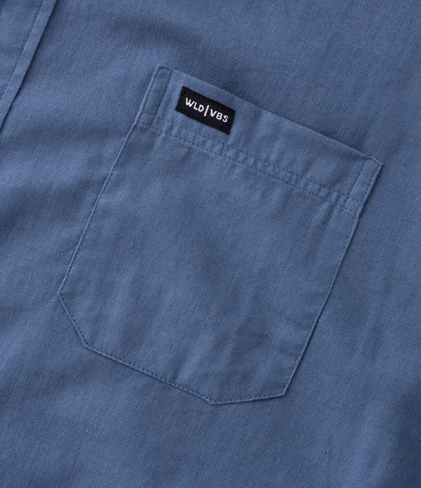 Camisa Relaxed em Cânhamo com Bolso Azul 8