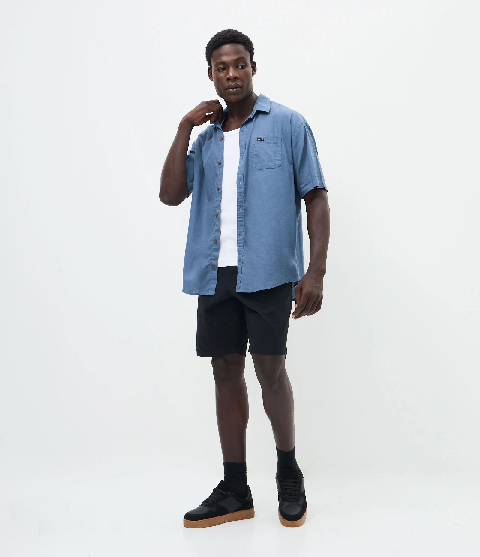 Camisa Relaxed em Cânhamo com Bolso Azul 2