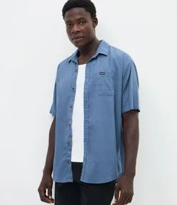 Camisa Relaxed em Cânhamo com Bolso