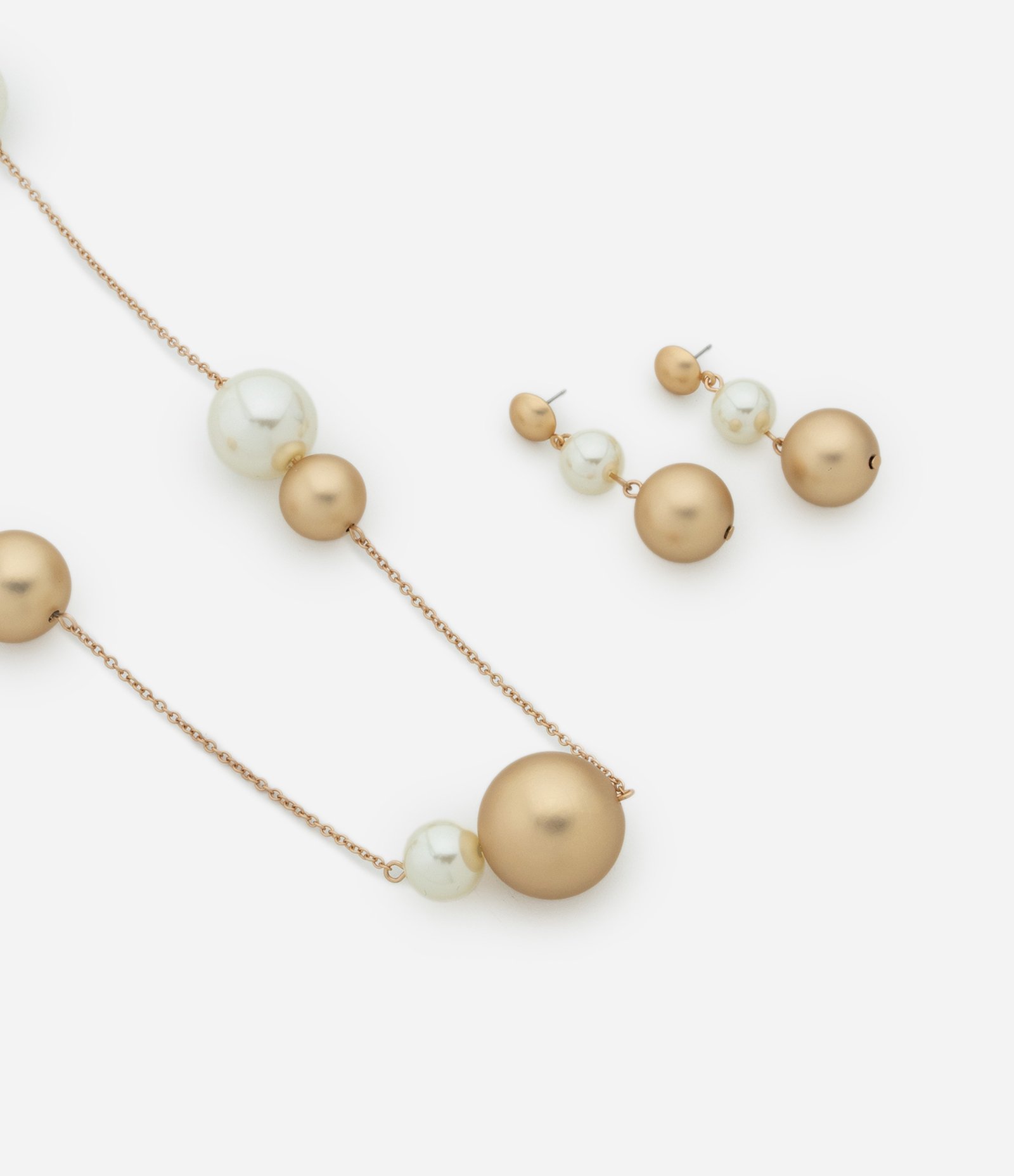 Conjunto de Colar e Brinco Perolado Dourado 1