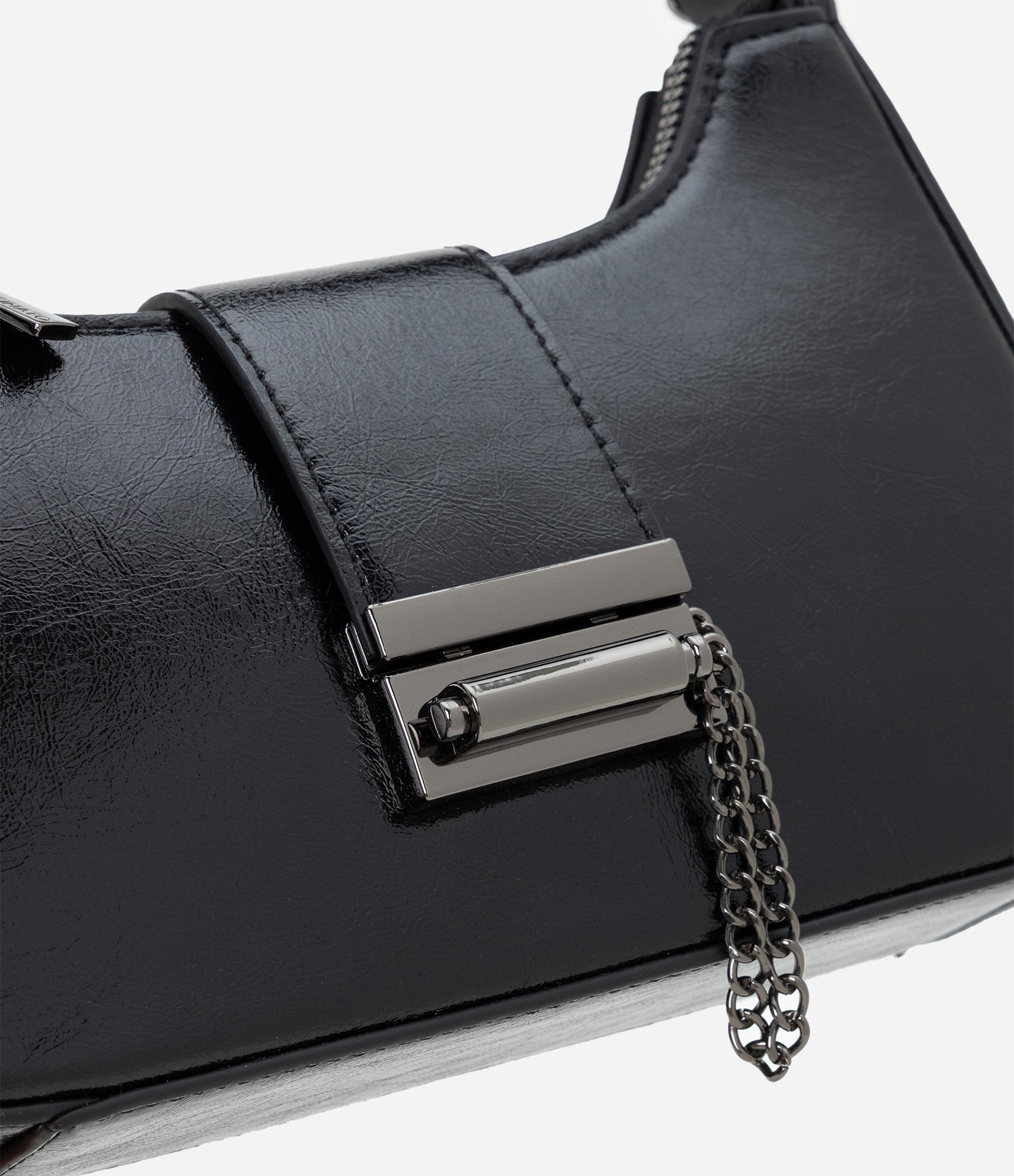 Bolsa Baguete Pequena em PU e Detalhes em Metal Preto 5