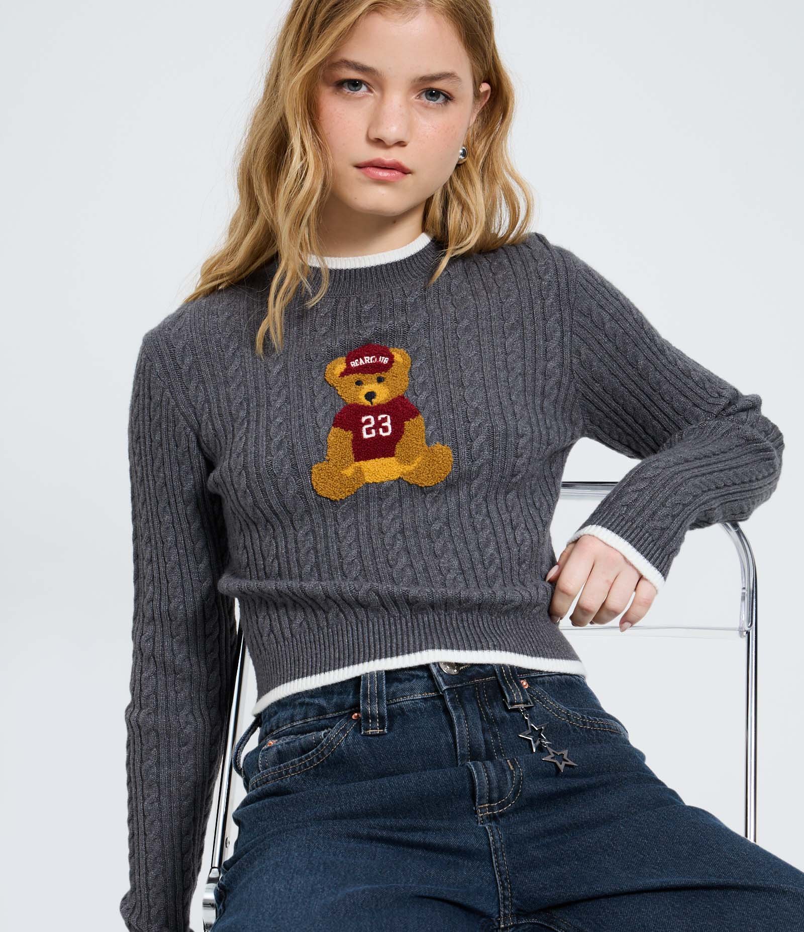 Blusa Cropped em Tricô com Estampa de Urso Cinza 1