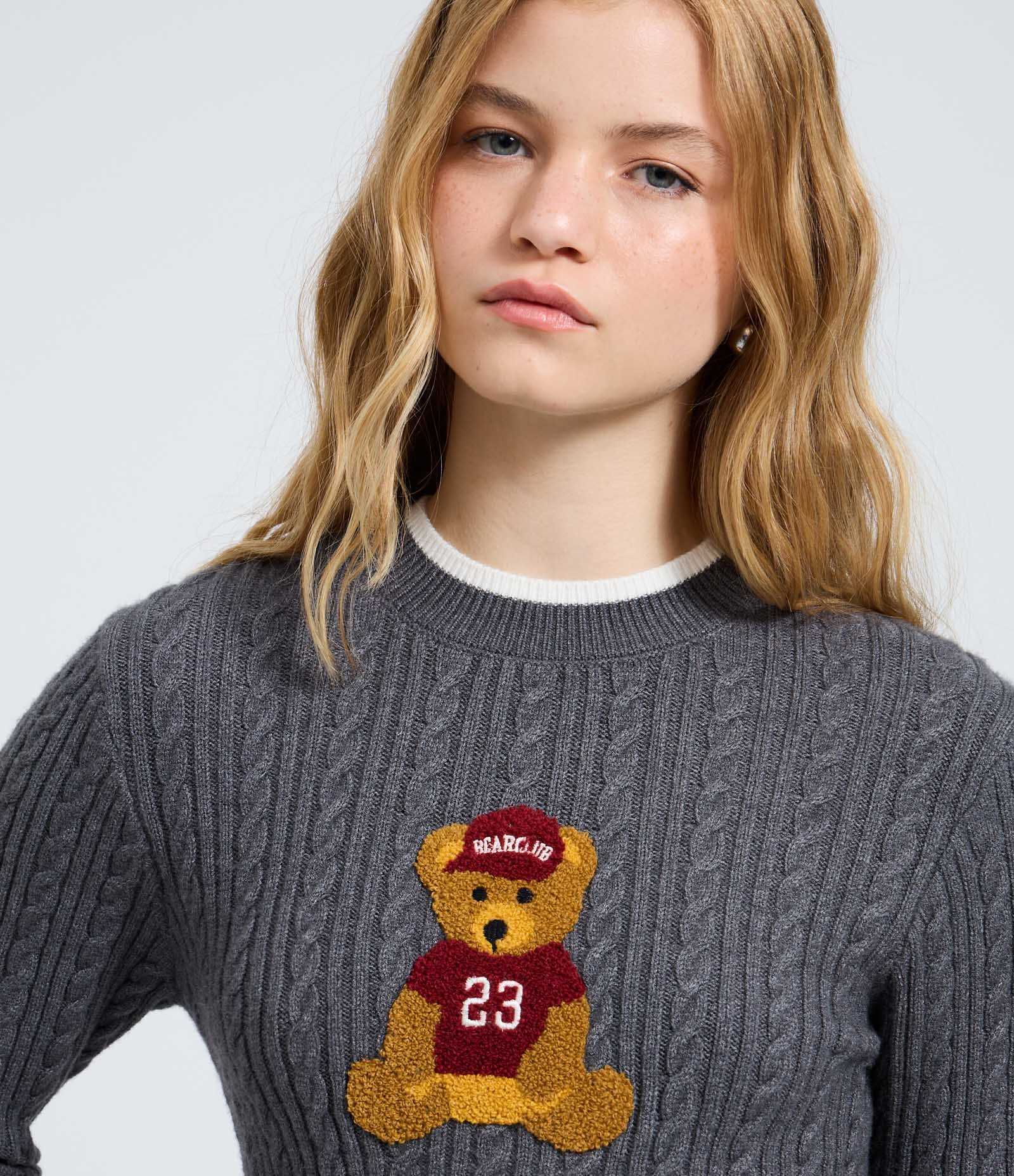 Blusa Cropped em Tricô com Estampa de Urso Cinza 3