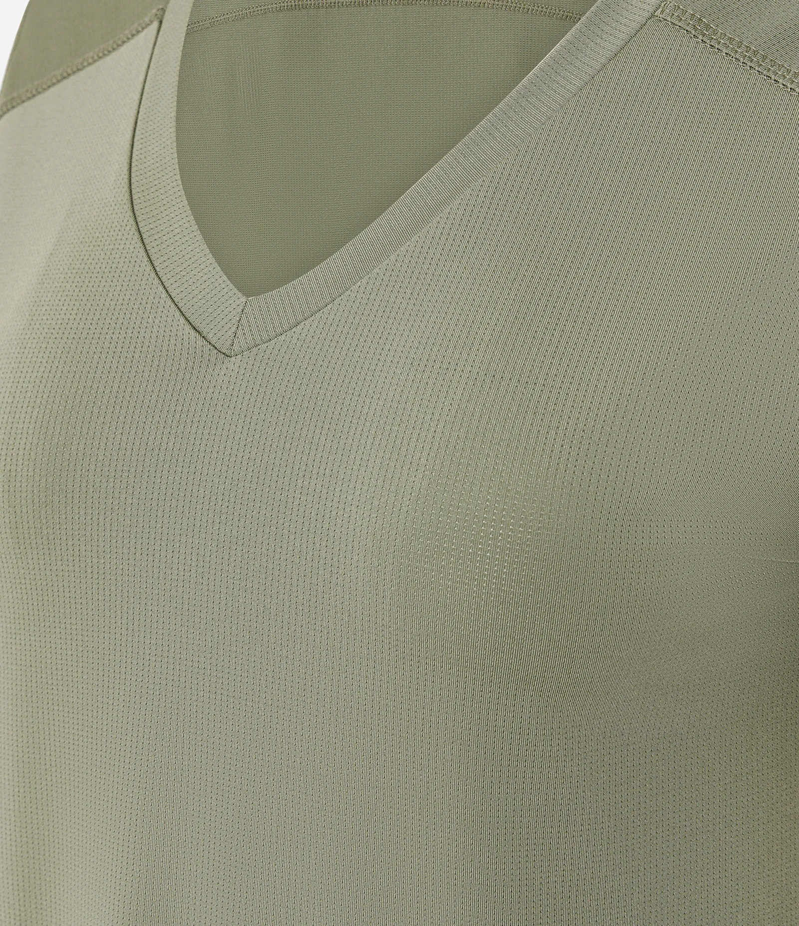Camiseta Esportiva em Microfibra Furadinha com Barra Mullet Verde Olivia 2
