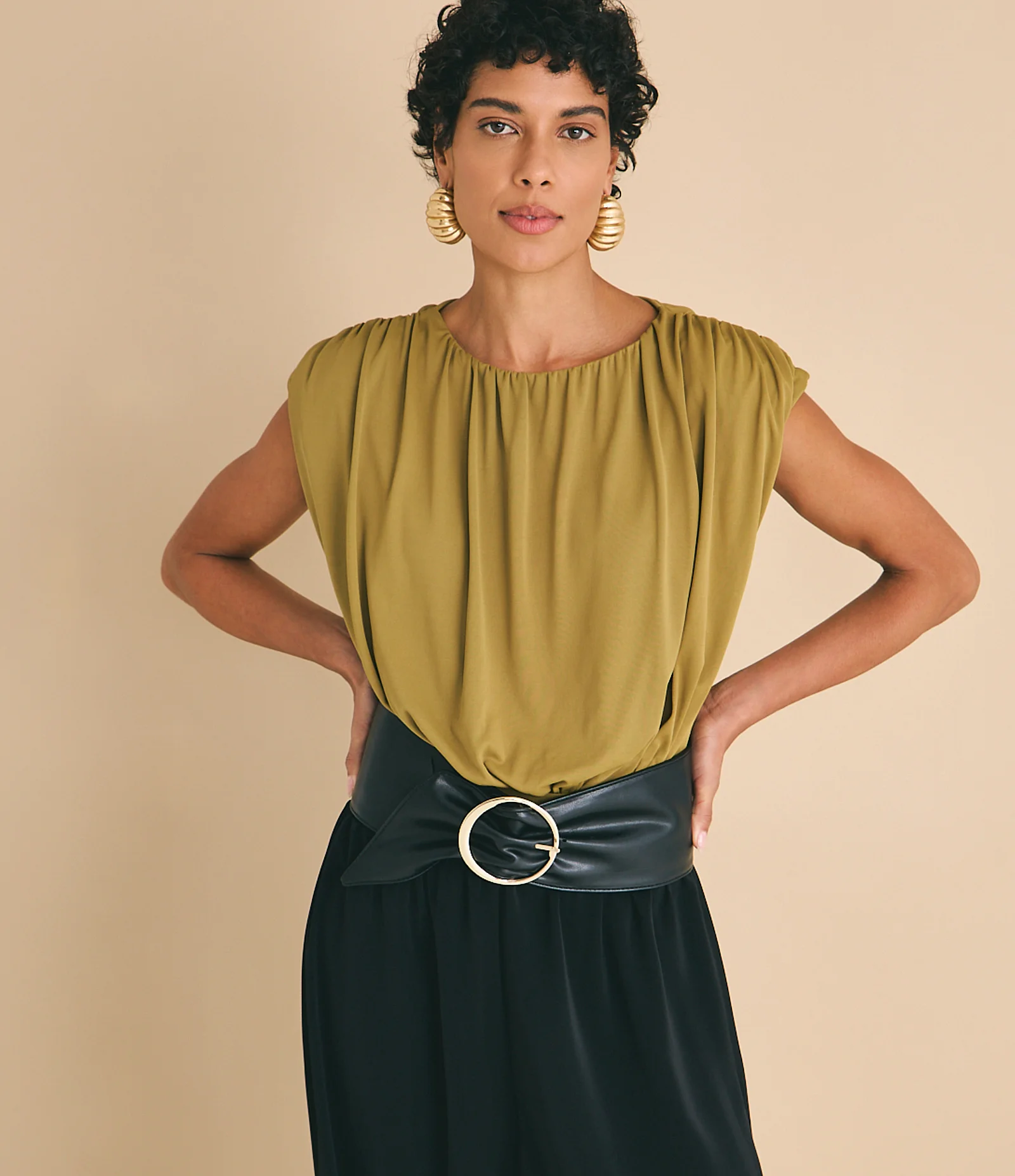 Cinto Largo em PU com Fivela Metalizada Preto 2