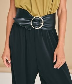 Cinto Largo em PU com Fivela Metalizada