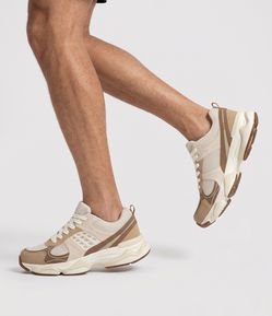 Tênis Dad Sneaker em PU com Recortes e Solado Alto
