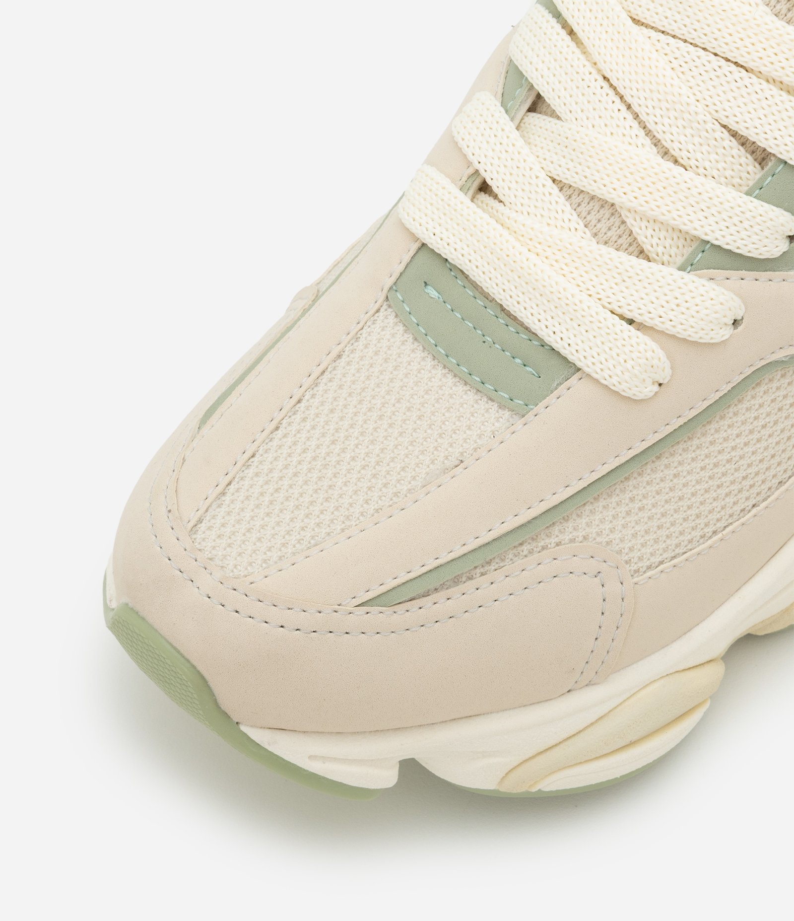 Tênis Dad Sneaker com Recortes e Texturizado Verde 4