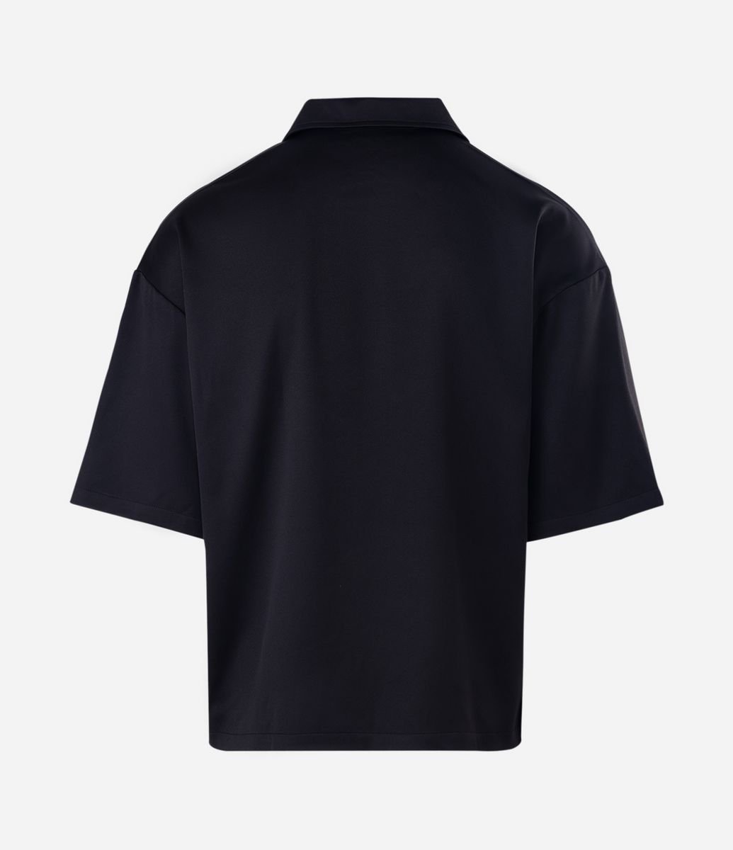 Camisa Manga Curta Lisa com Zíper de Cruz Preto