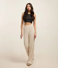 Calça Reta em Ribana Texturizada