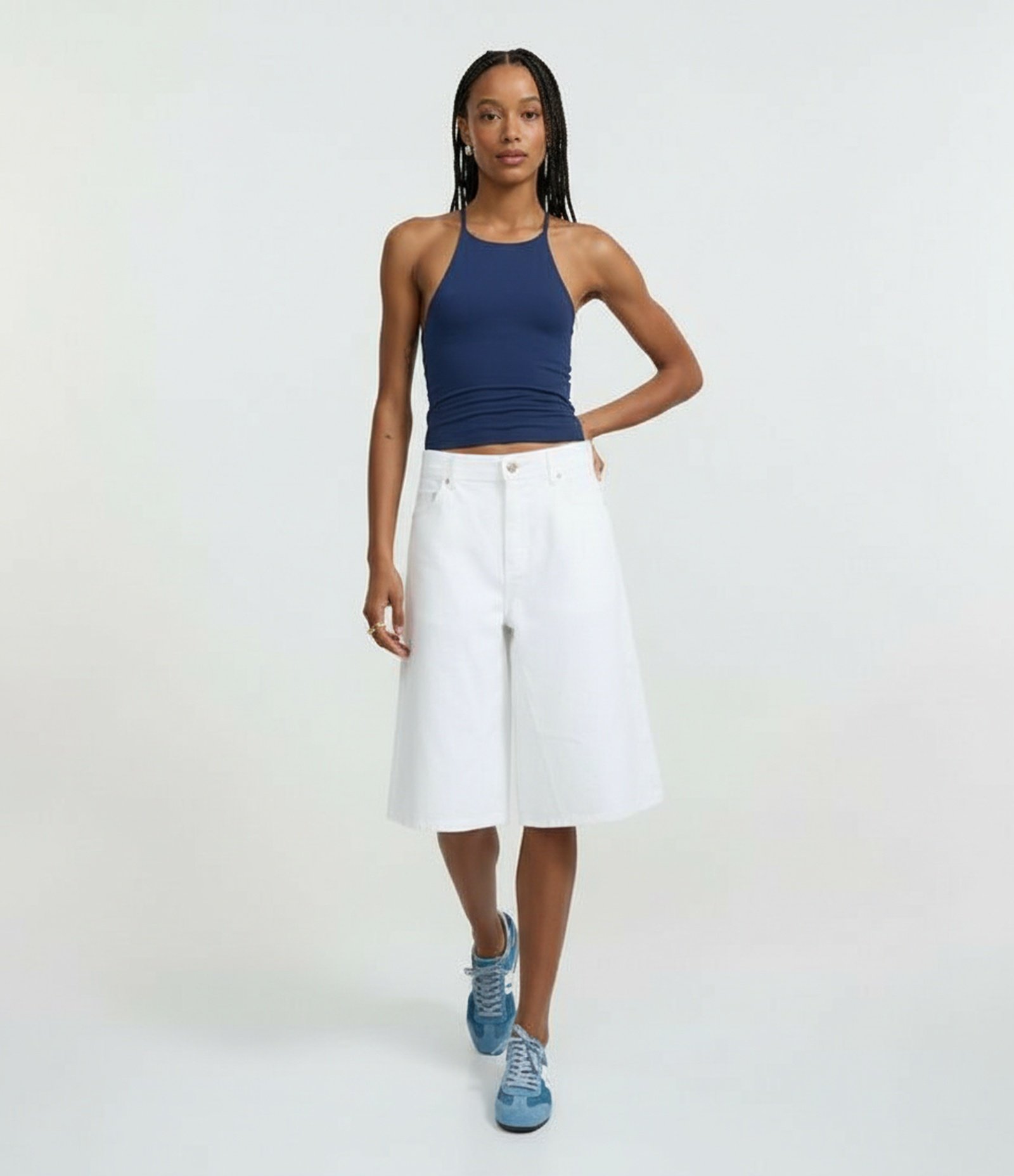 Blusa Curta em Microfibra com Gola Halter Azul 5