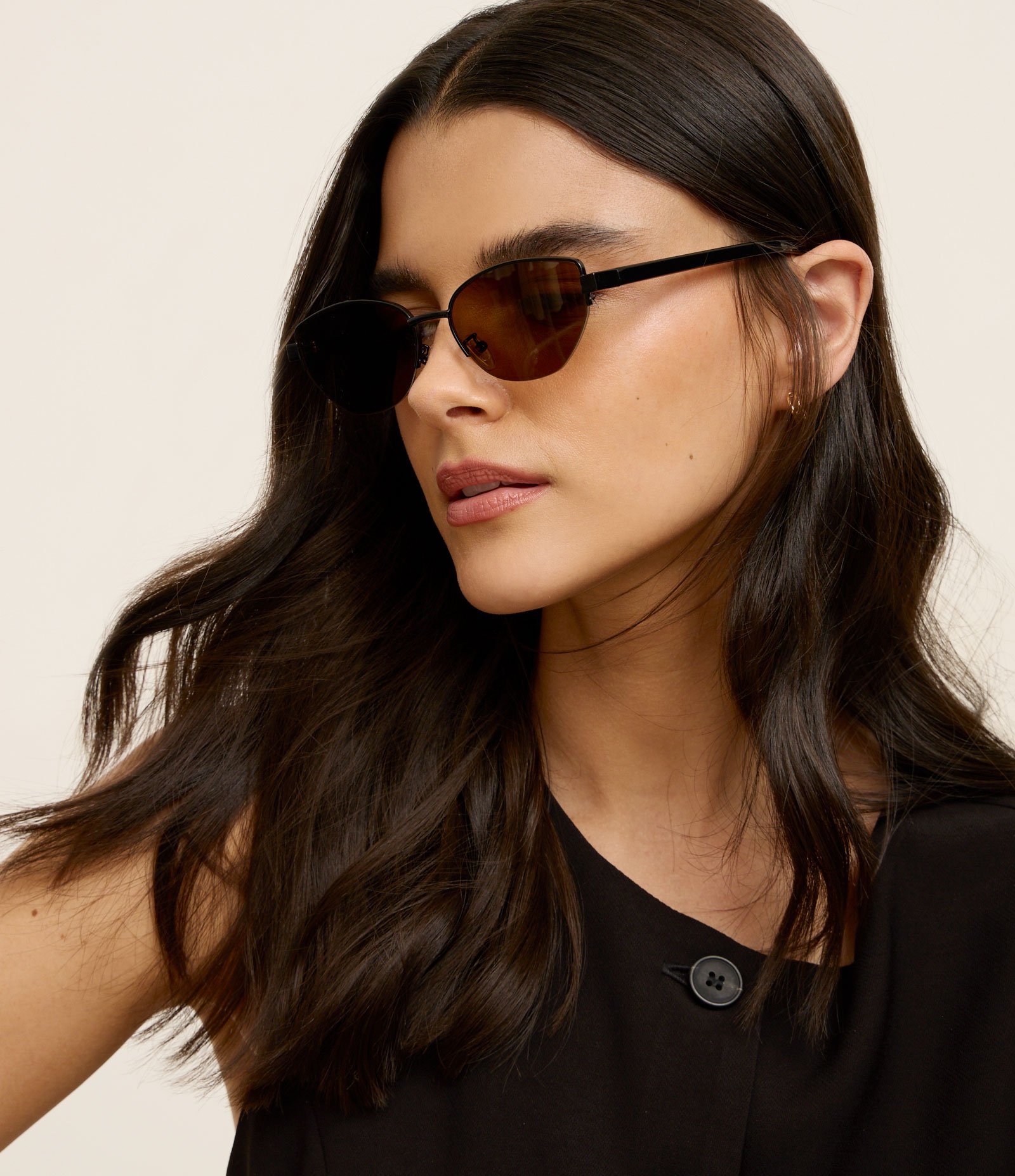 Óculos de Sol Gateado em Metal Liso com Haste fina Preto 5