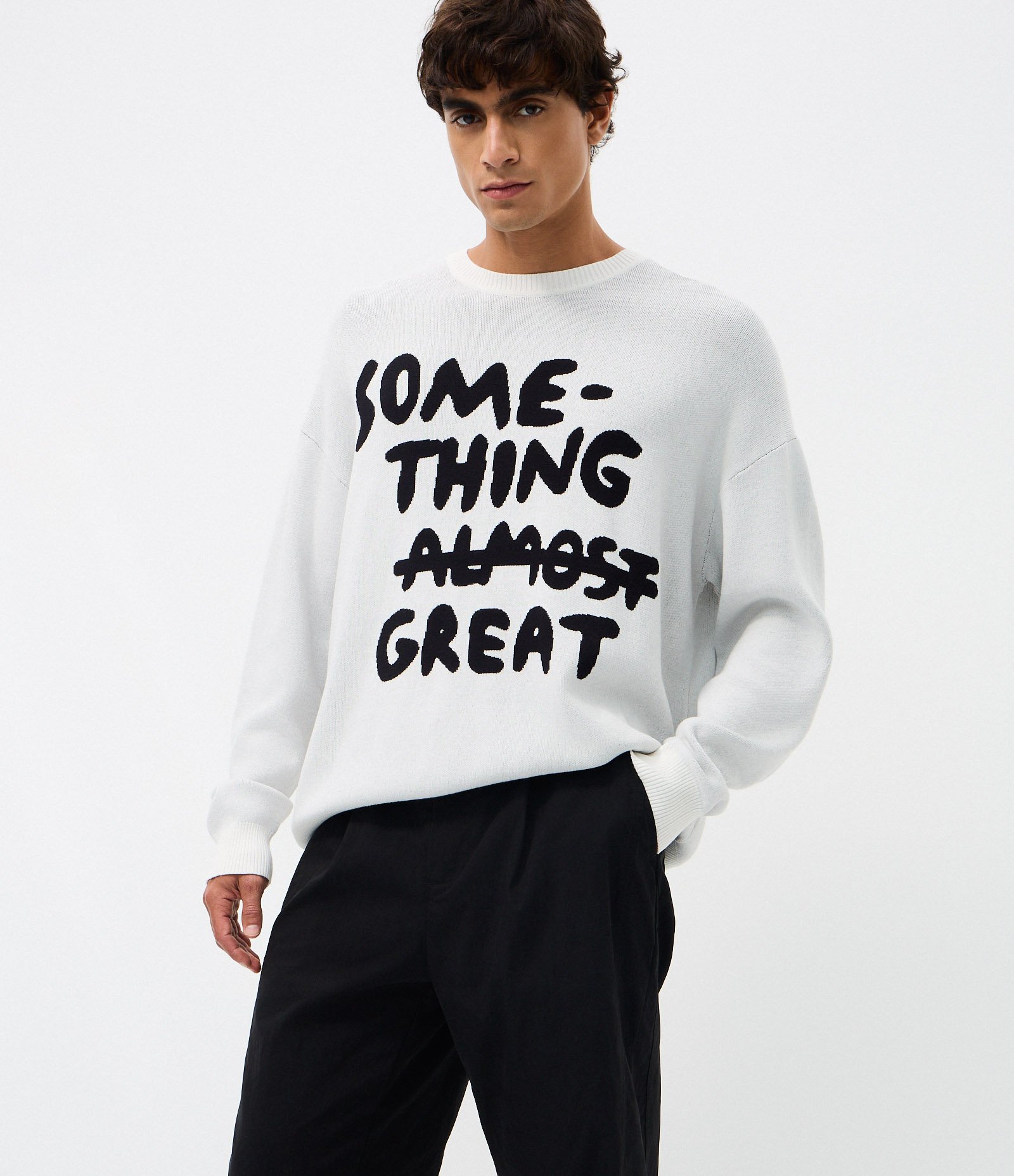 Calça Baggy Alfaiatada Lisa Preto 4