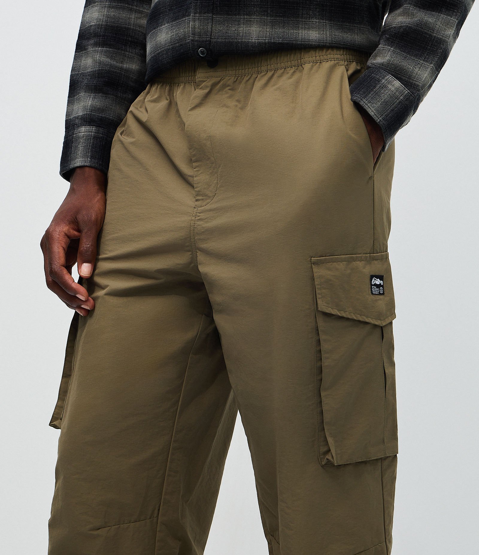 Calça Cargo Super Baggy com Ajuste na Barra Verde 3