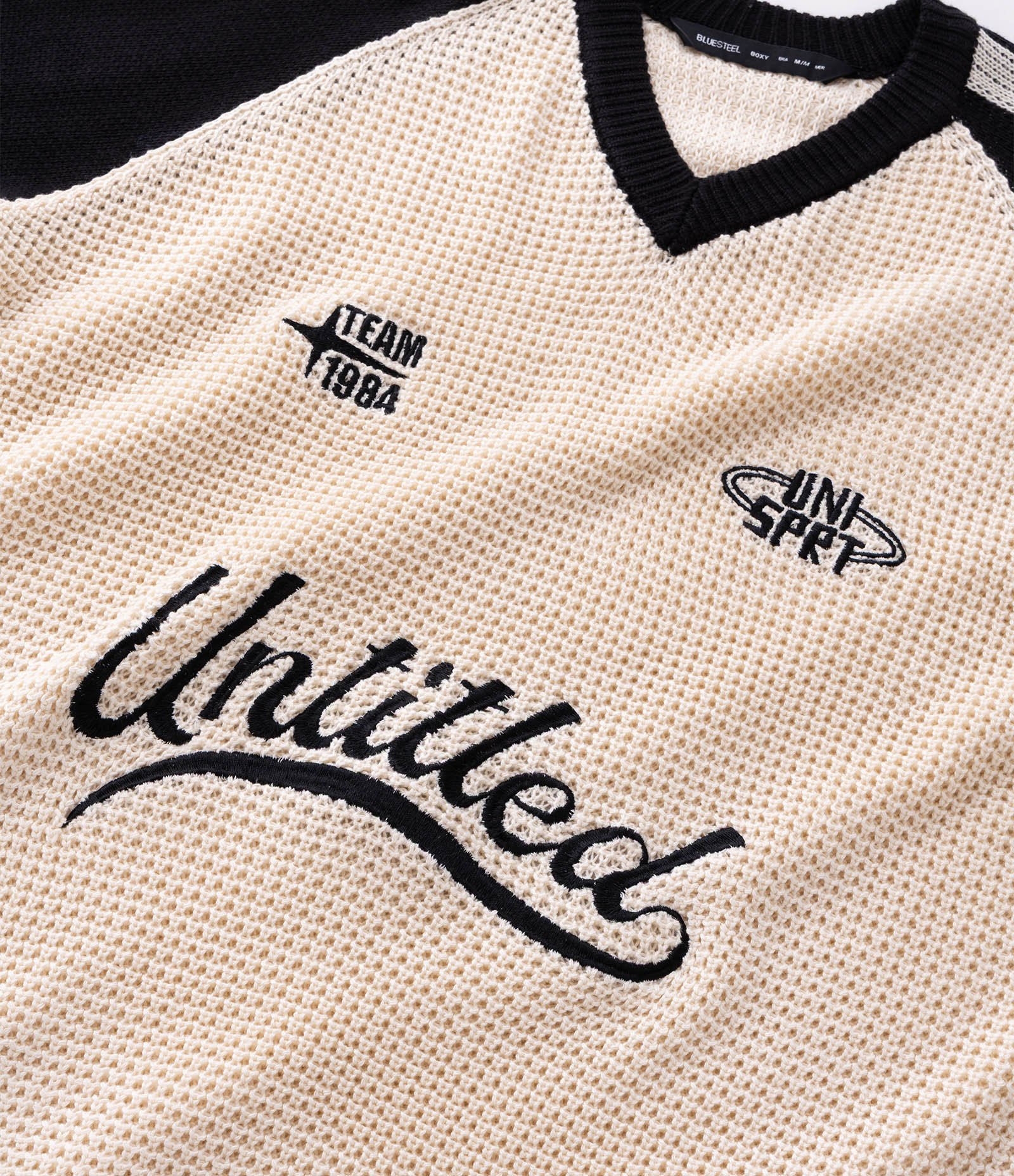 Suéter Boxy em Tricô com Lettering Untitled e Listras nas Mangas e Barra Branco 10