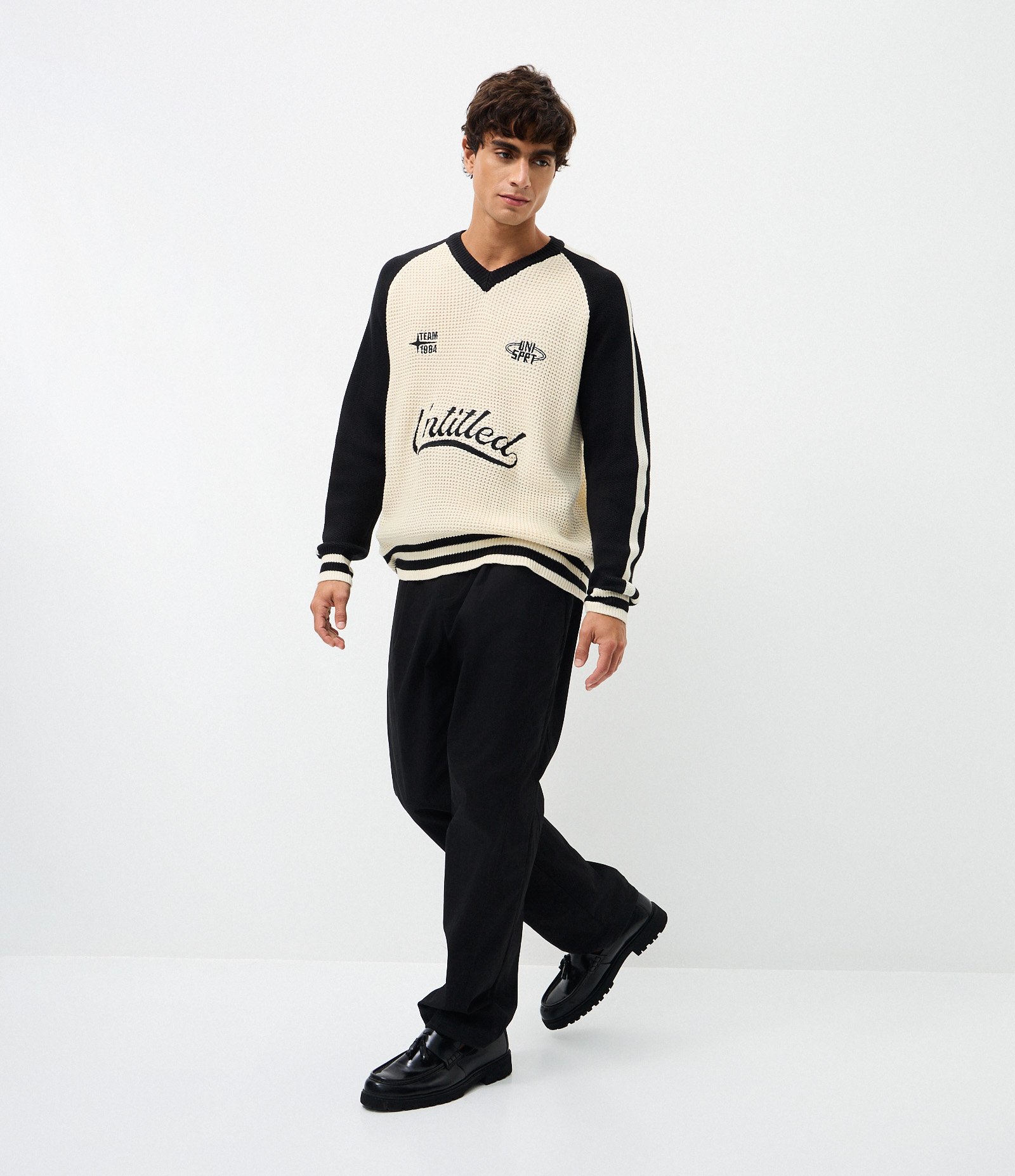 Suéter Boxy em Tricô com Lettering Untitled e Listras nas Mangas e Barra Branco 2