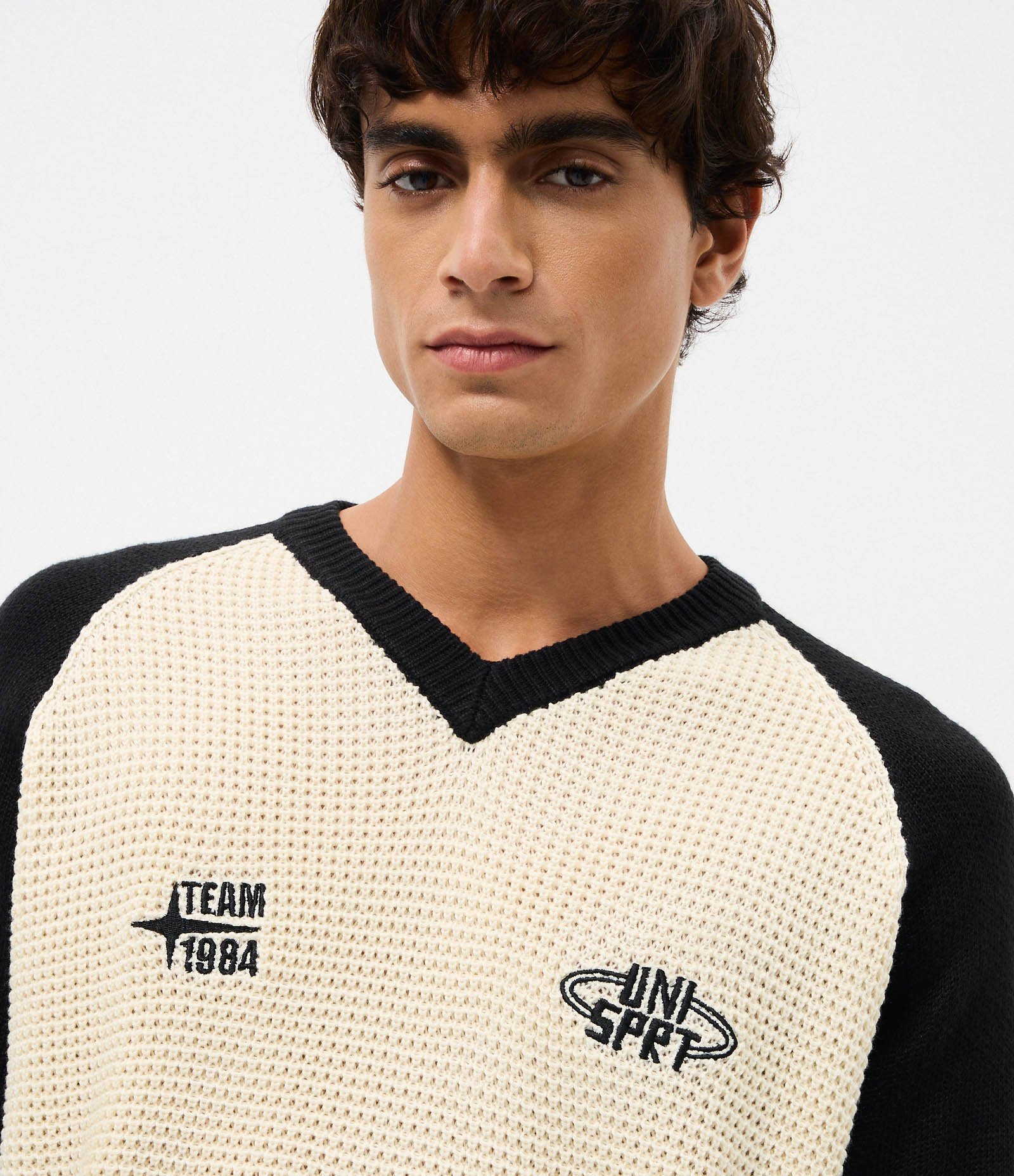 Suéter Boxy em Tricô com Lettering Untitled e Listras nas Mangas e Barra Branco 4