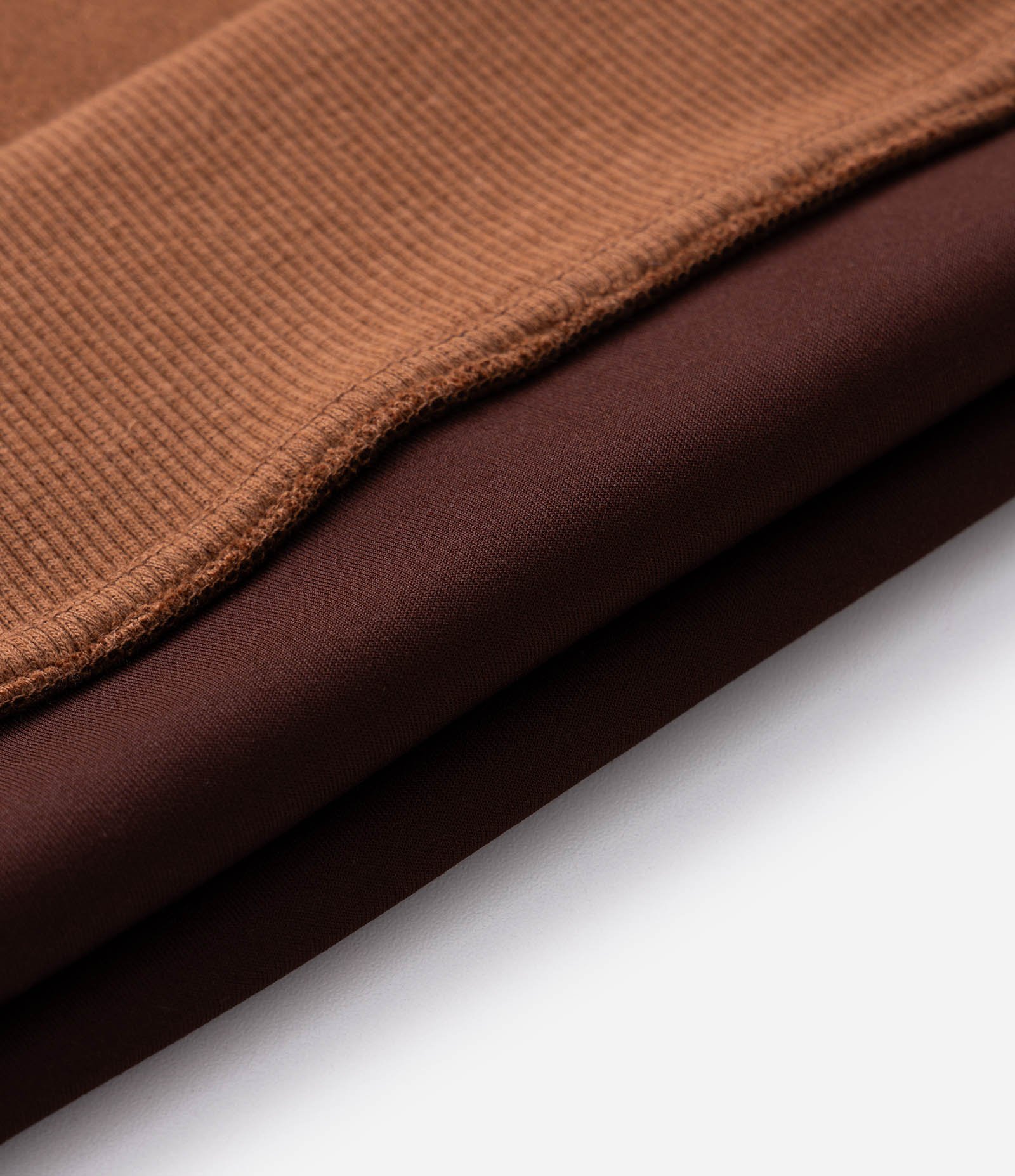 Blusão em Suede com Lettering Legacy Marrom 7