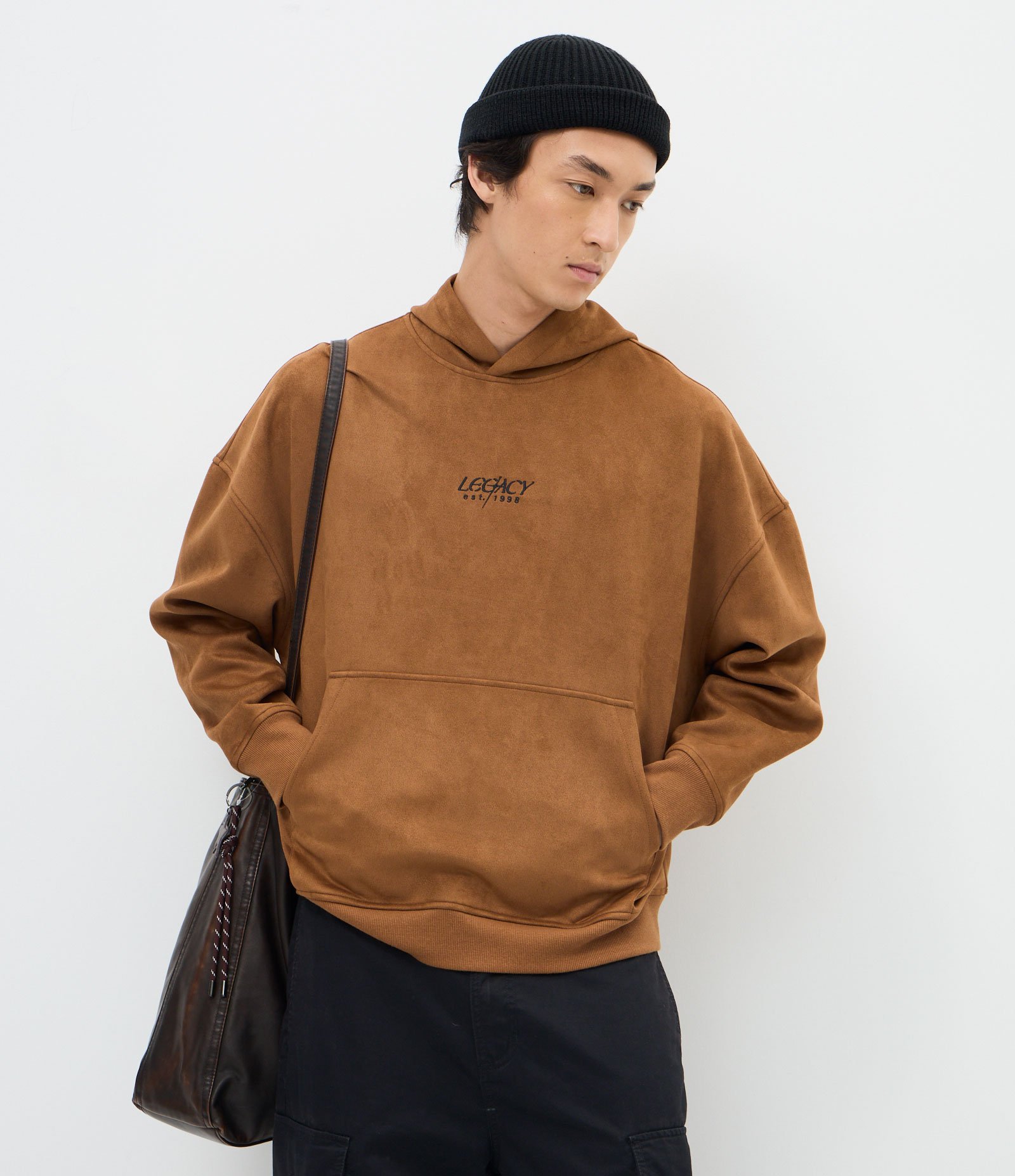 Blusão em Suede com Lettering Legacy Marrom 1