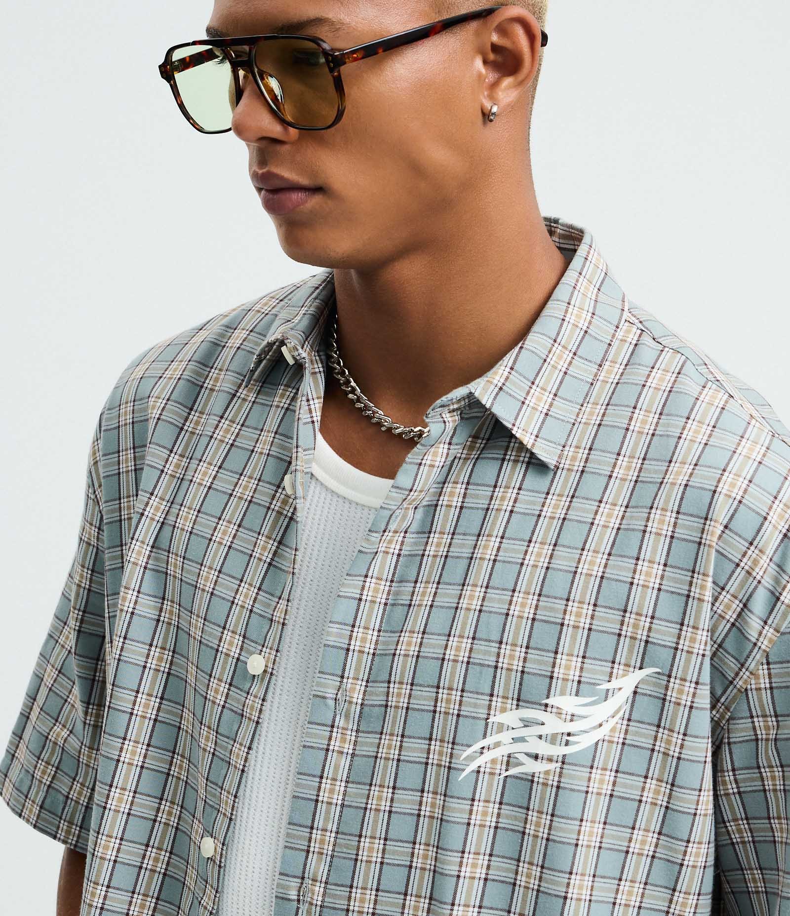 Camisa em Tricoline Xadrez com Estampa Forbidden Azul 5