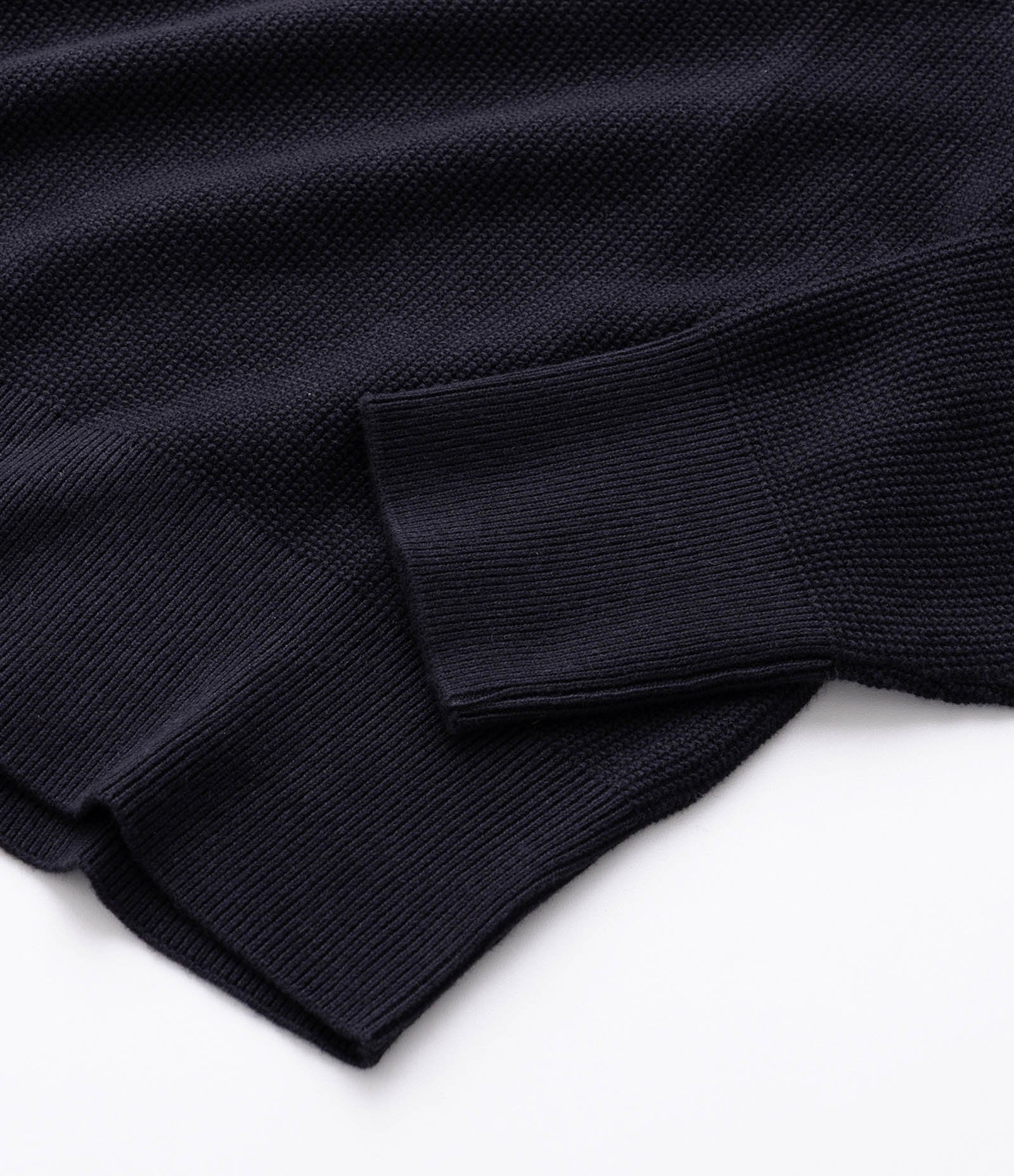 Suéter Texturizado em Piquet com Decote Canoa Cinza Escuro 4