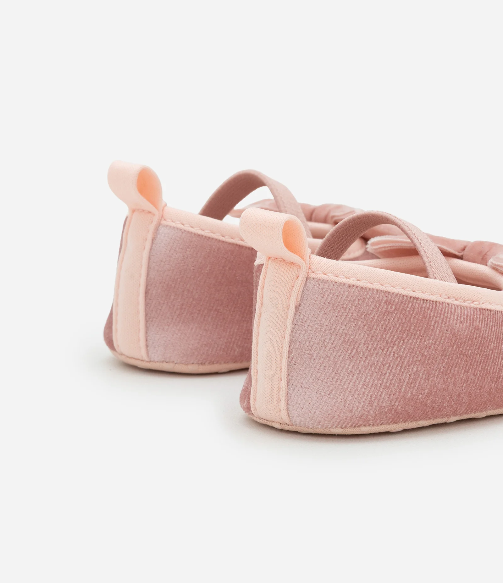 Sapatilha Infantil em Veludo com Laço Decorativo – Tam 15 a 19 Rosa 2