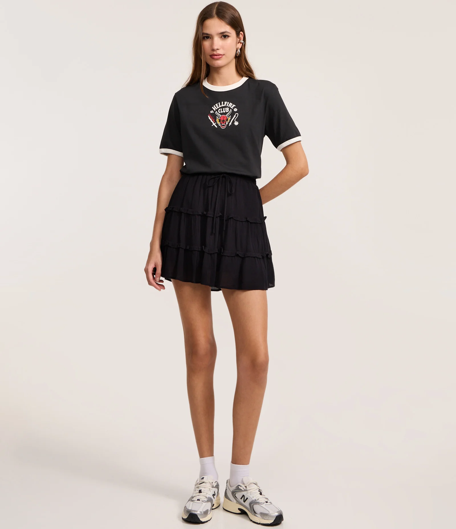 Camiseta T-shirt em Algodão com Estampa Hell Fire Club Preto 2