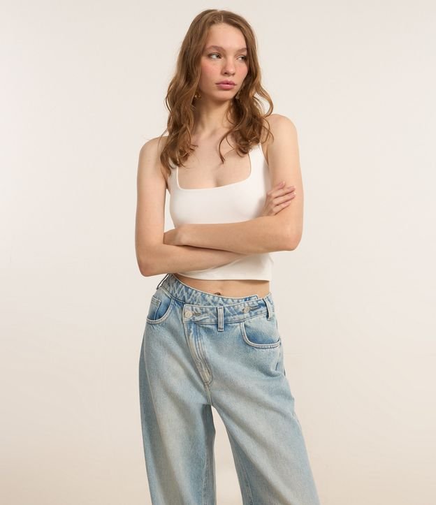 Calça Wide Leg em Jeans com Cós Transpassado