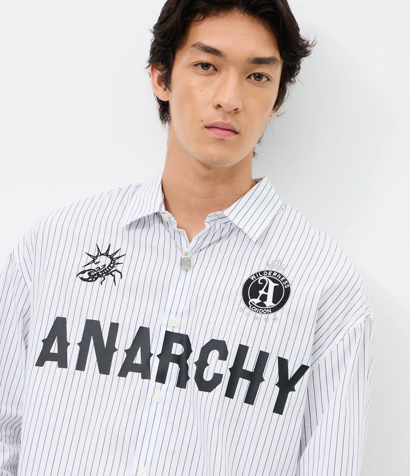 Camisa Manga Longa em Algodão Listrada com Lettering Anarchy Branco 1
