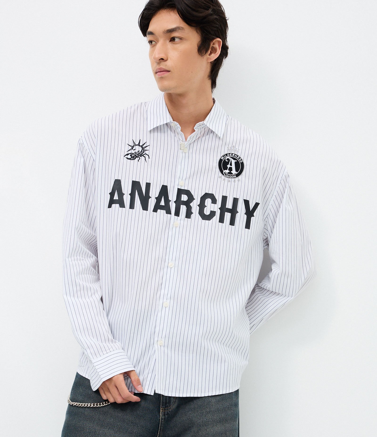 Camisa Manga Longa em Algodão Listrada com Lettering Anarchy Branco 3