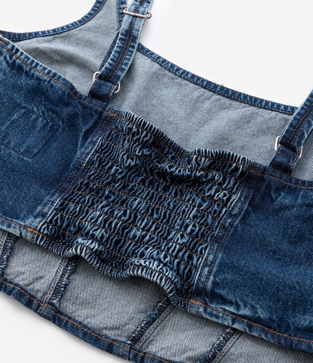 Top Jeans com Aplicação de Estrelinhas e Lastex nas Costas Curve