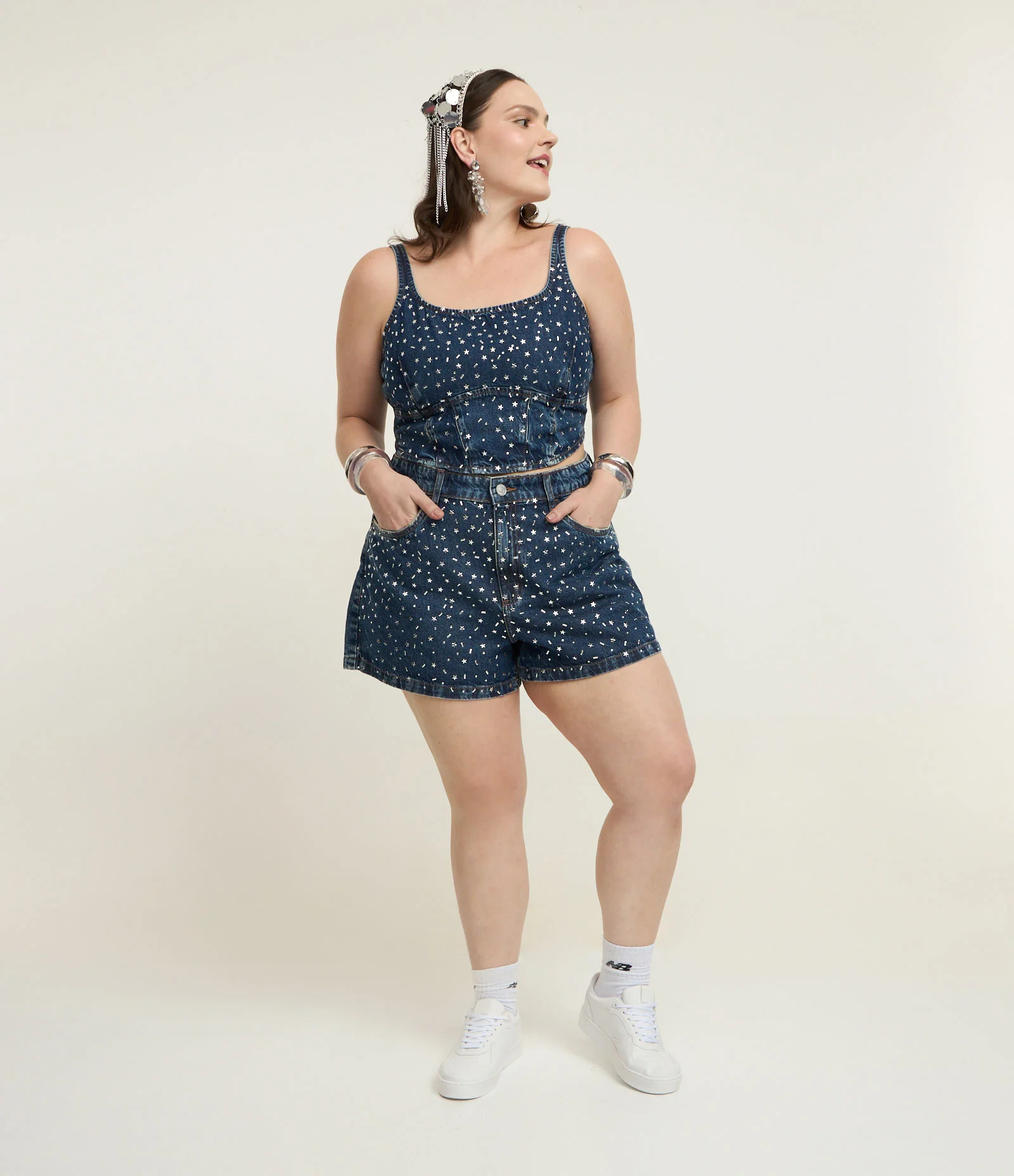 Short Mom em Jeans com Estrelinhas Curve & Plus Size Azul 1