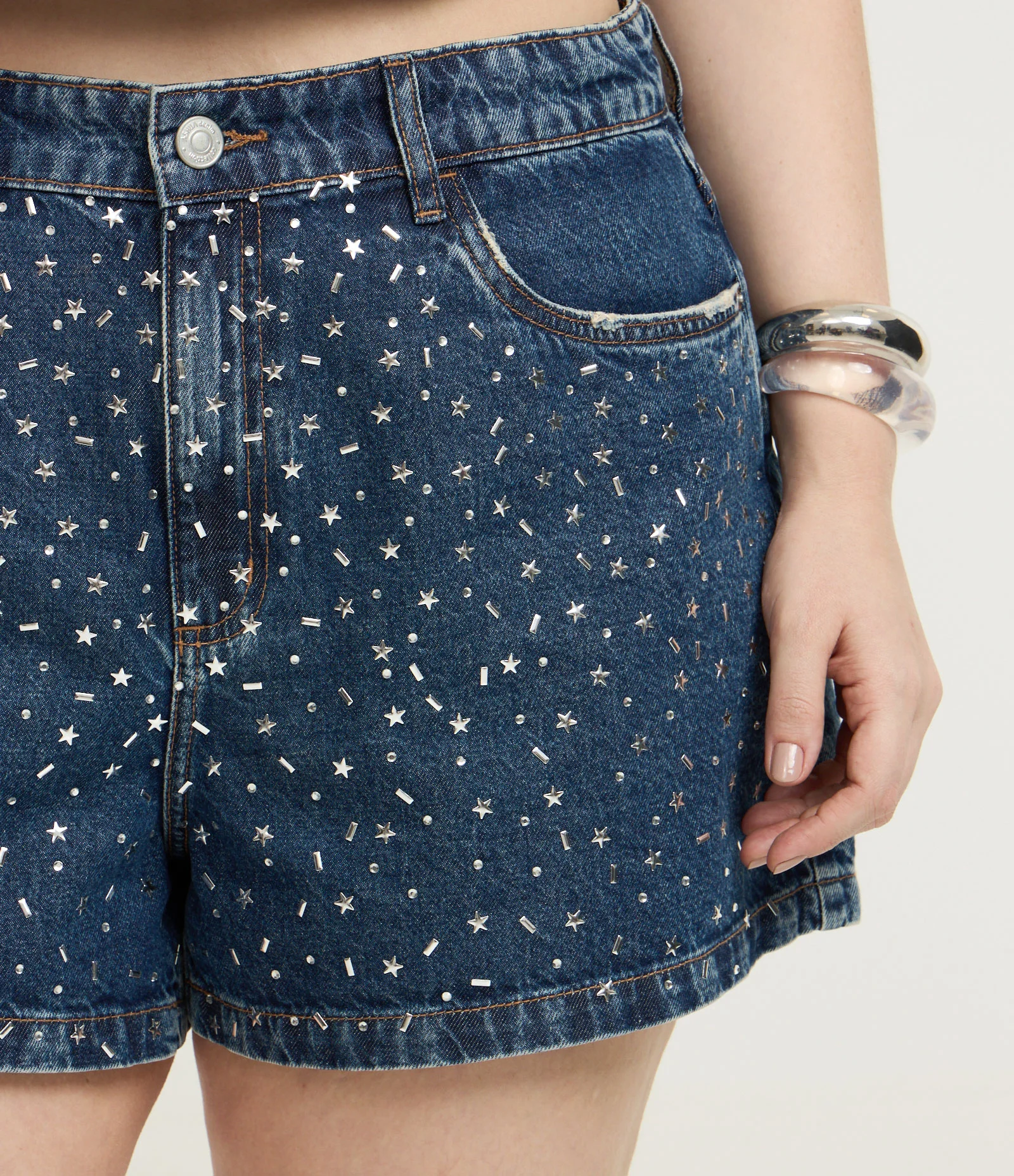 Short Mom em Jeans com Estrelinhas Curve & Plus Size Azul 3